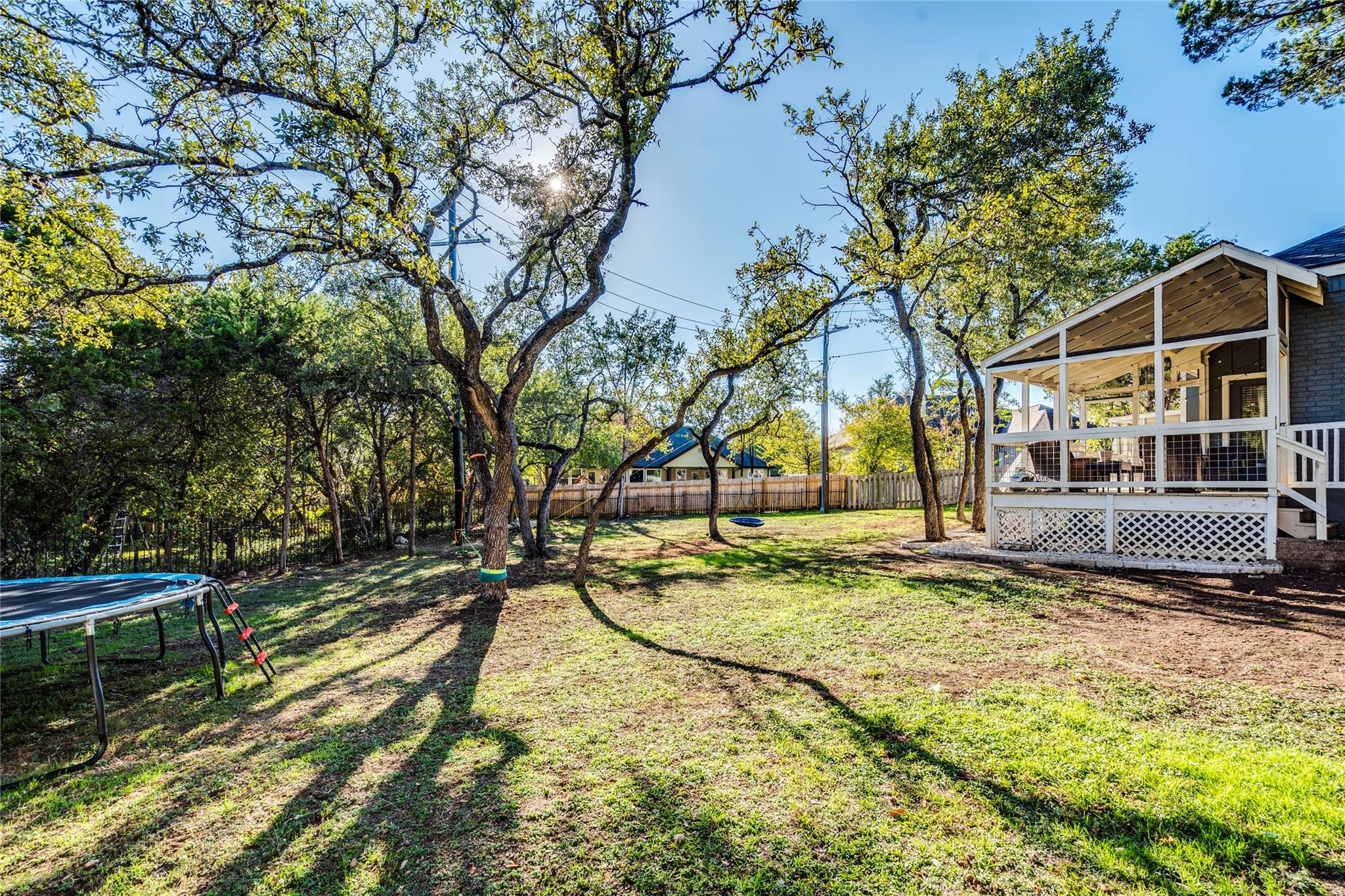 106 Rupen Ct, Lakeway, TX 78734