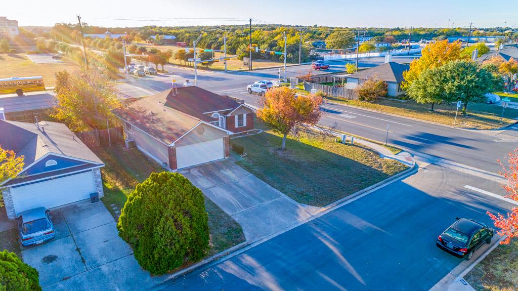 1001 Lantana Ct, Leander, TX 78641