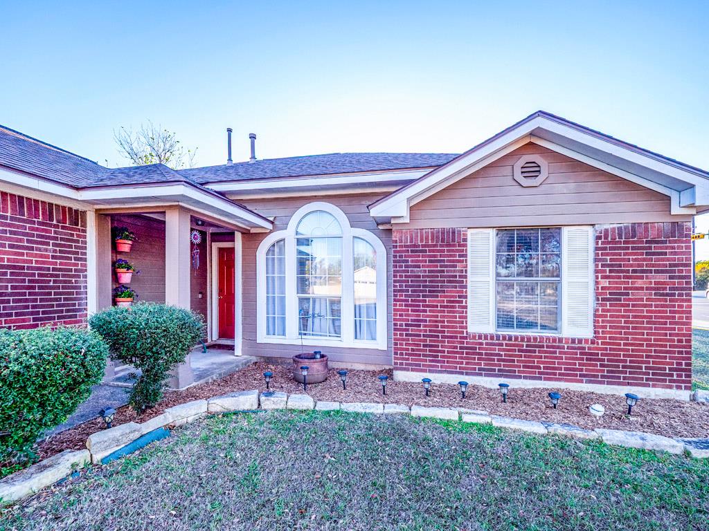 1001 Lantana Ct, Leander, TX 78641