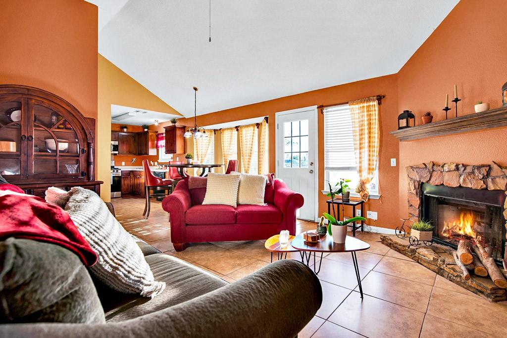 1001 Lantana Ct, Leander, TX 78641