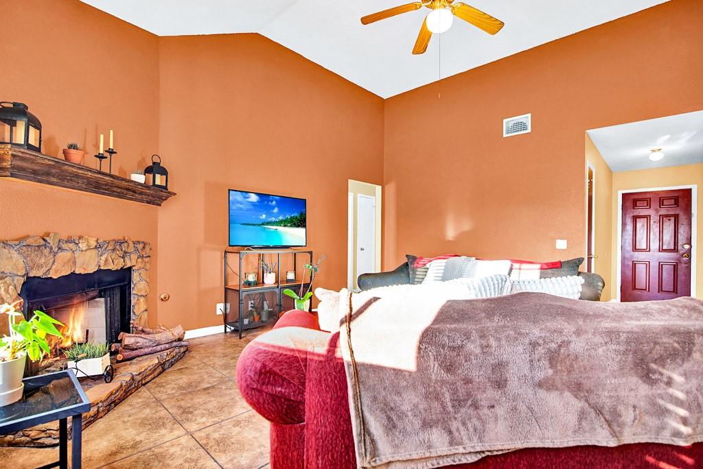 1001 Lantana Ct, Leander, TX 78641