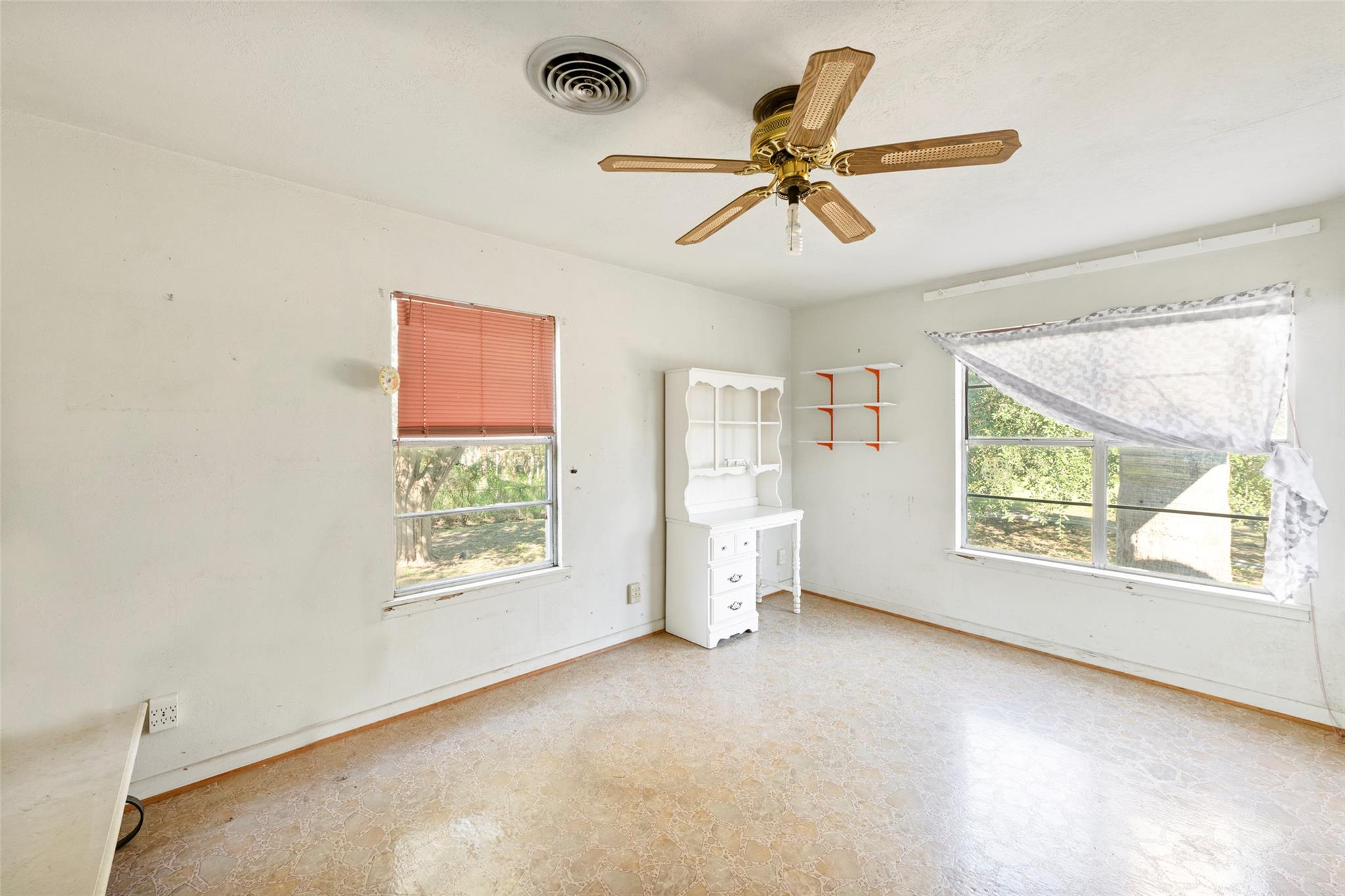 12844 Hearn Rd, Corpus Christi, TX 78410