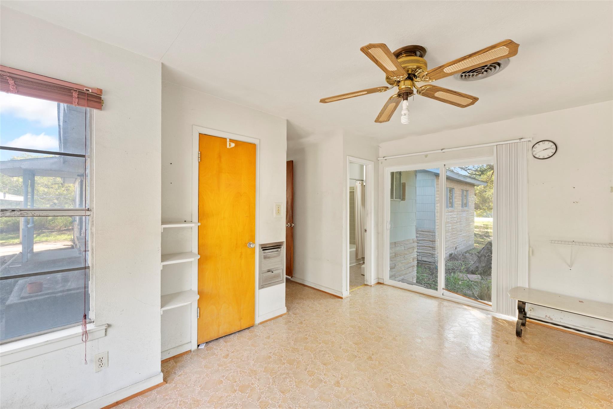 12844 Hearn Rd, Corpus Christi, TX 78410