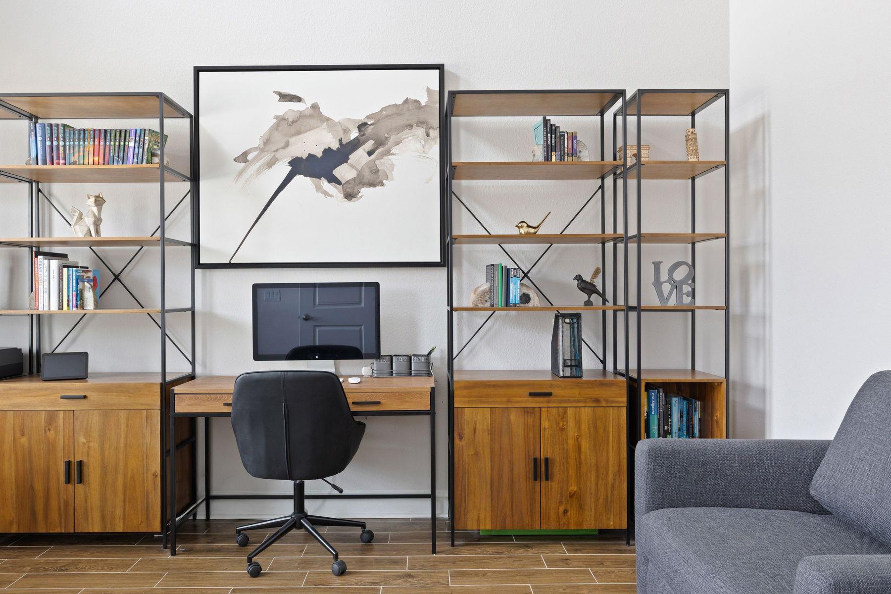 1617 Bardella Dr, Leander, TX 78641