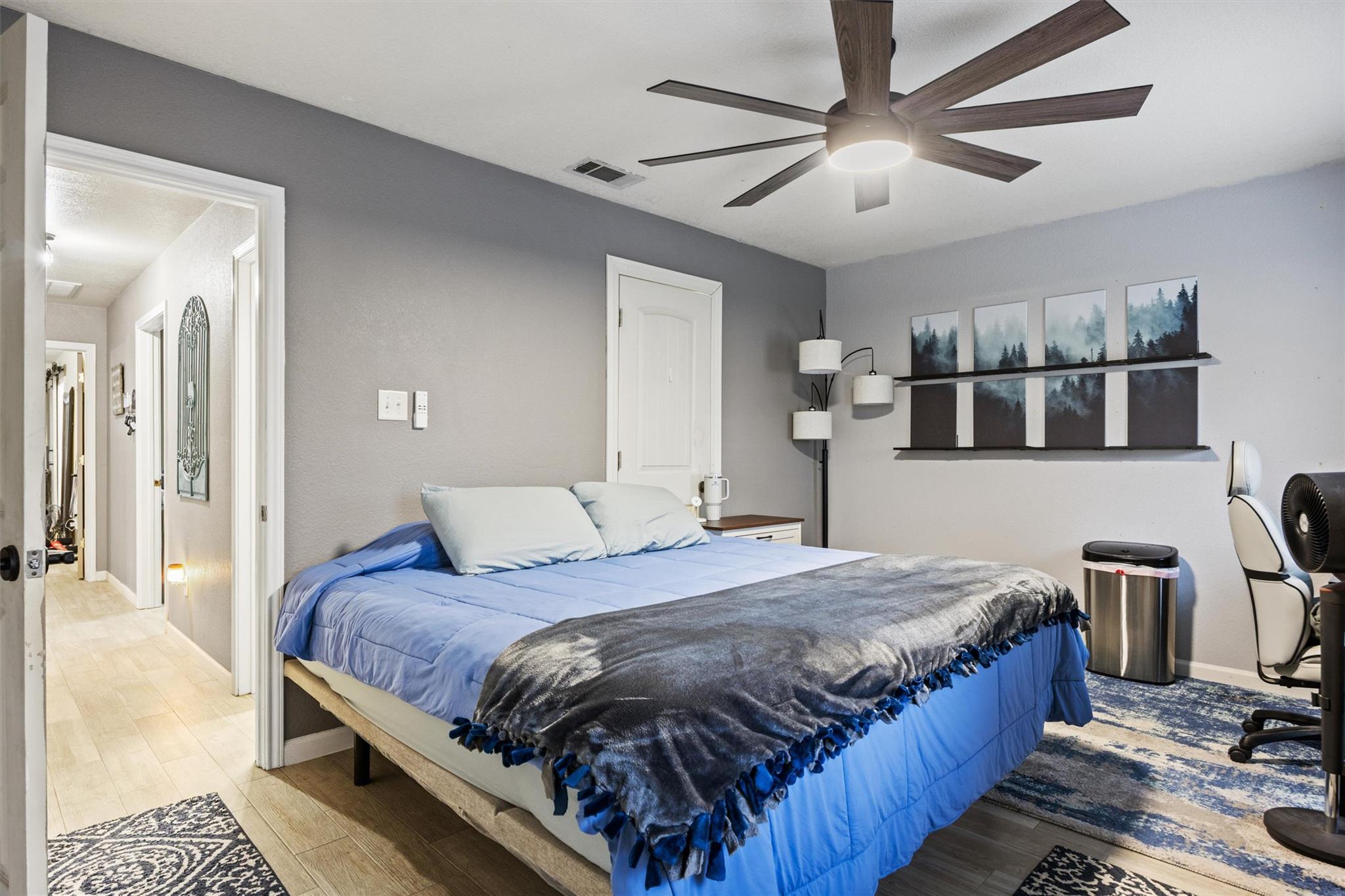 1216 Honeysuckle Dr, Killeen, TX 76549