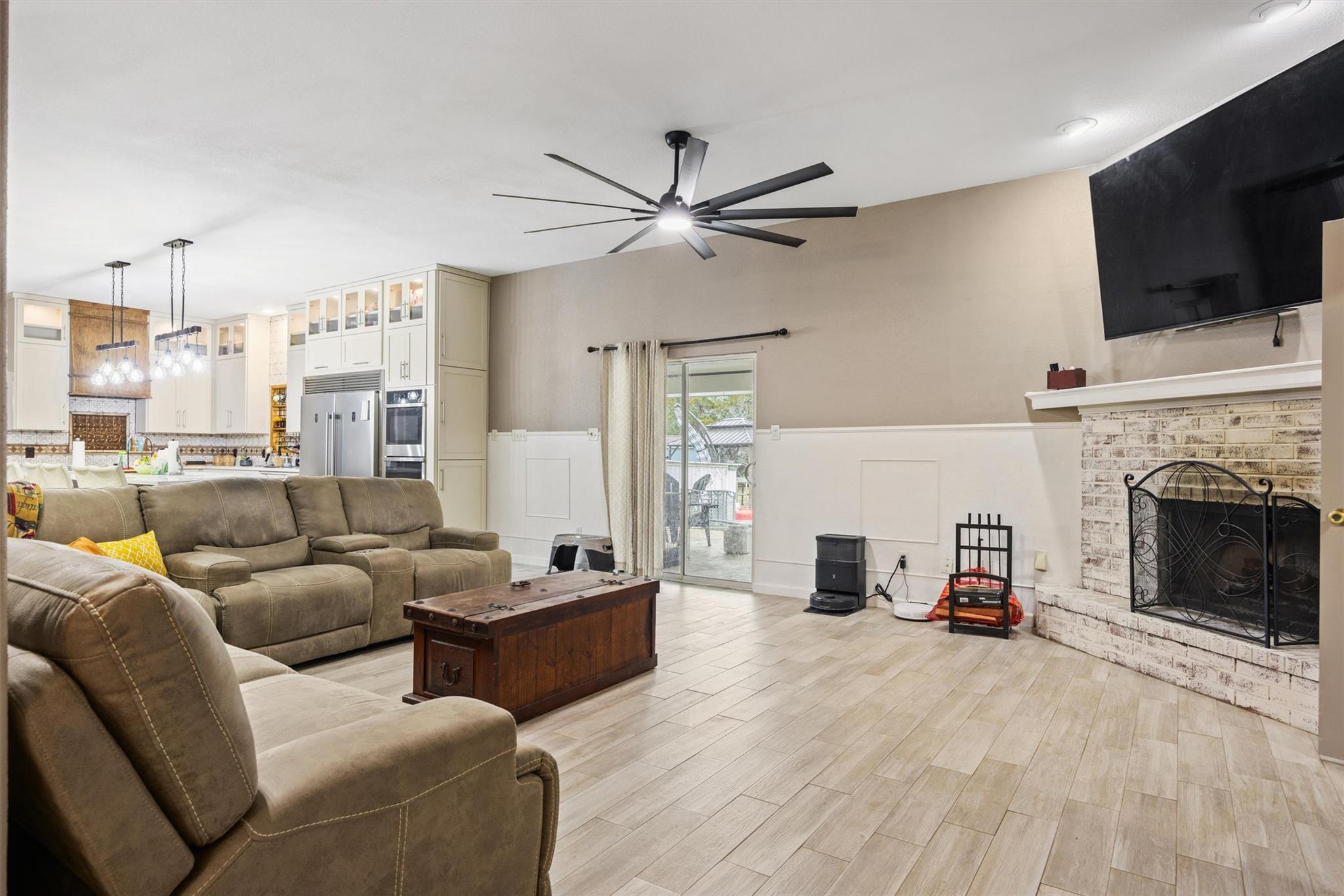 1216 Honeysuckle Dr, Killeen, TX 76549