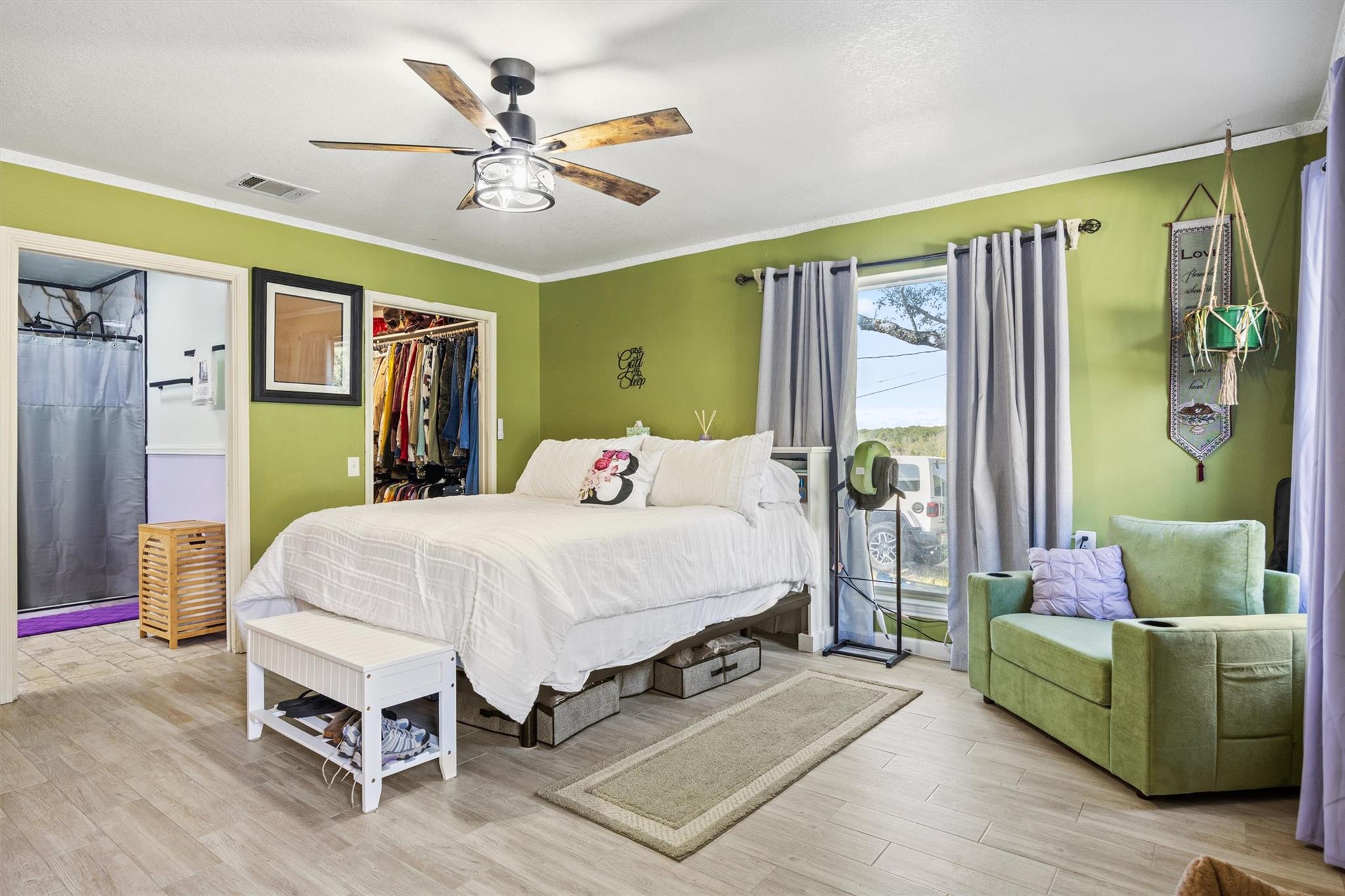 1216 Honeysuckle Dr, Killeen, TX 76549