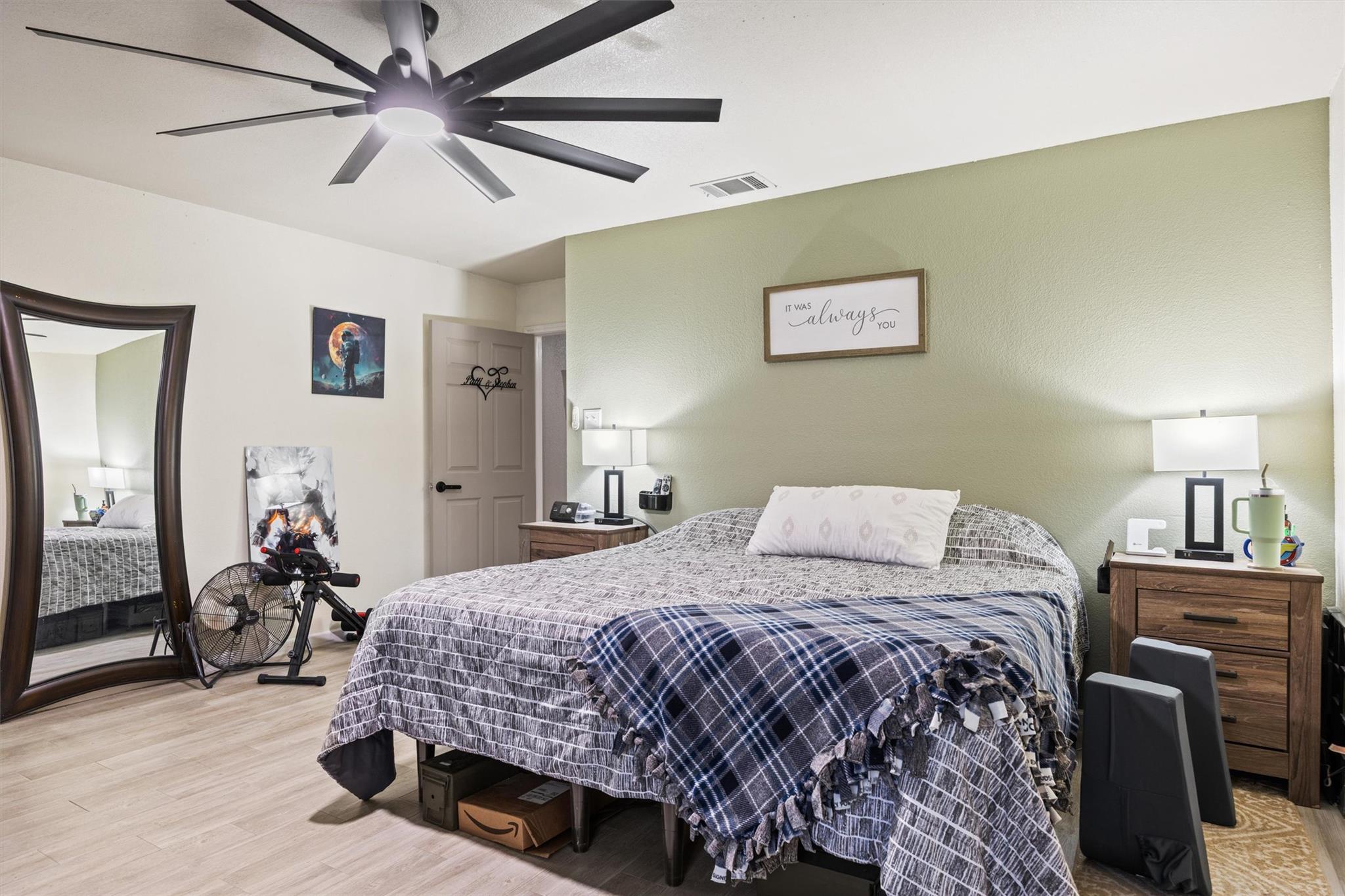 1216 Honeysuckle Dr, Killeen, TX 76549