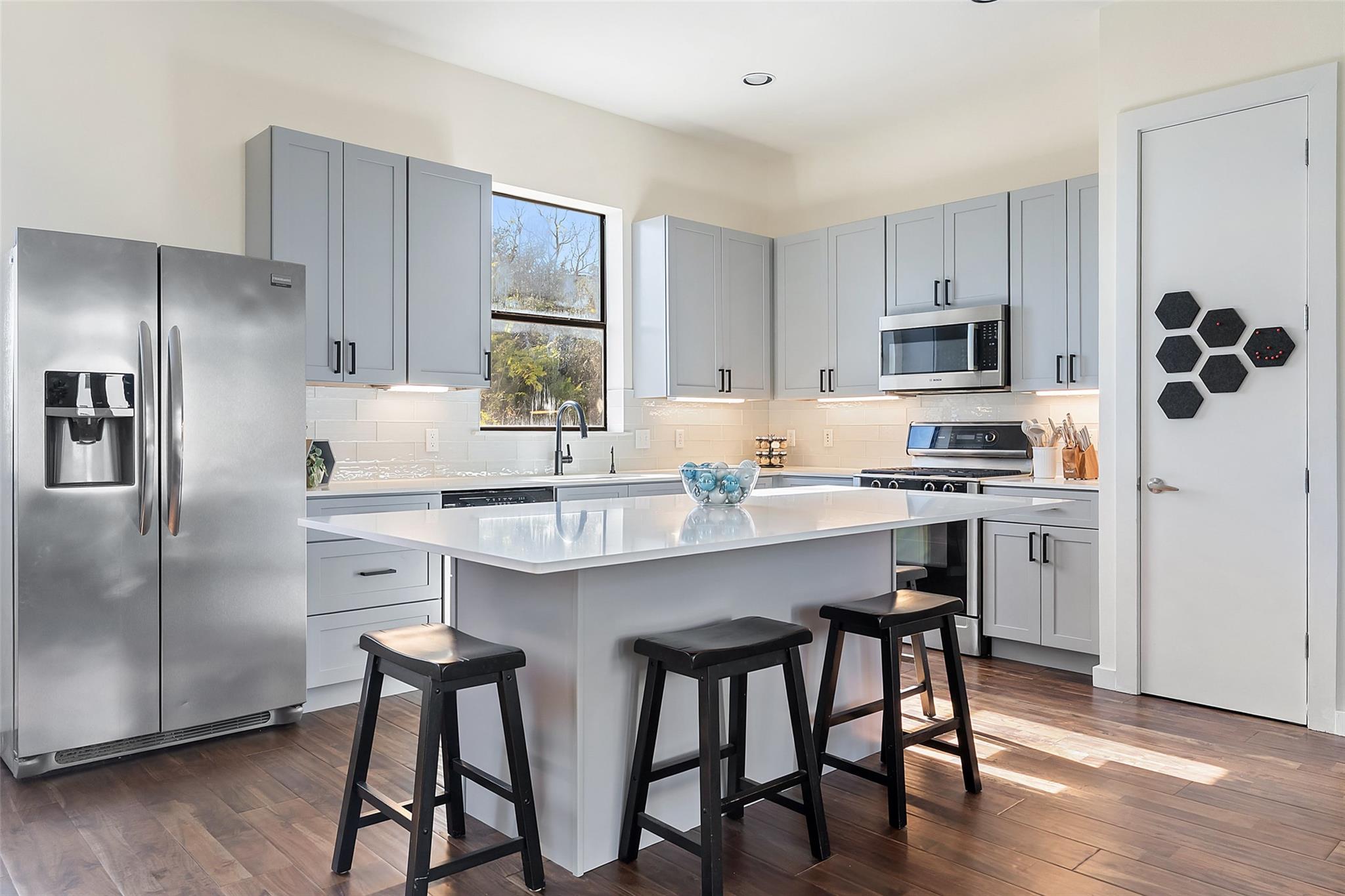 6000 S Congress Ave # 201, Austin, TX 78745