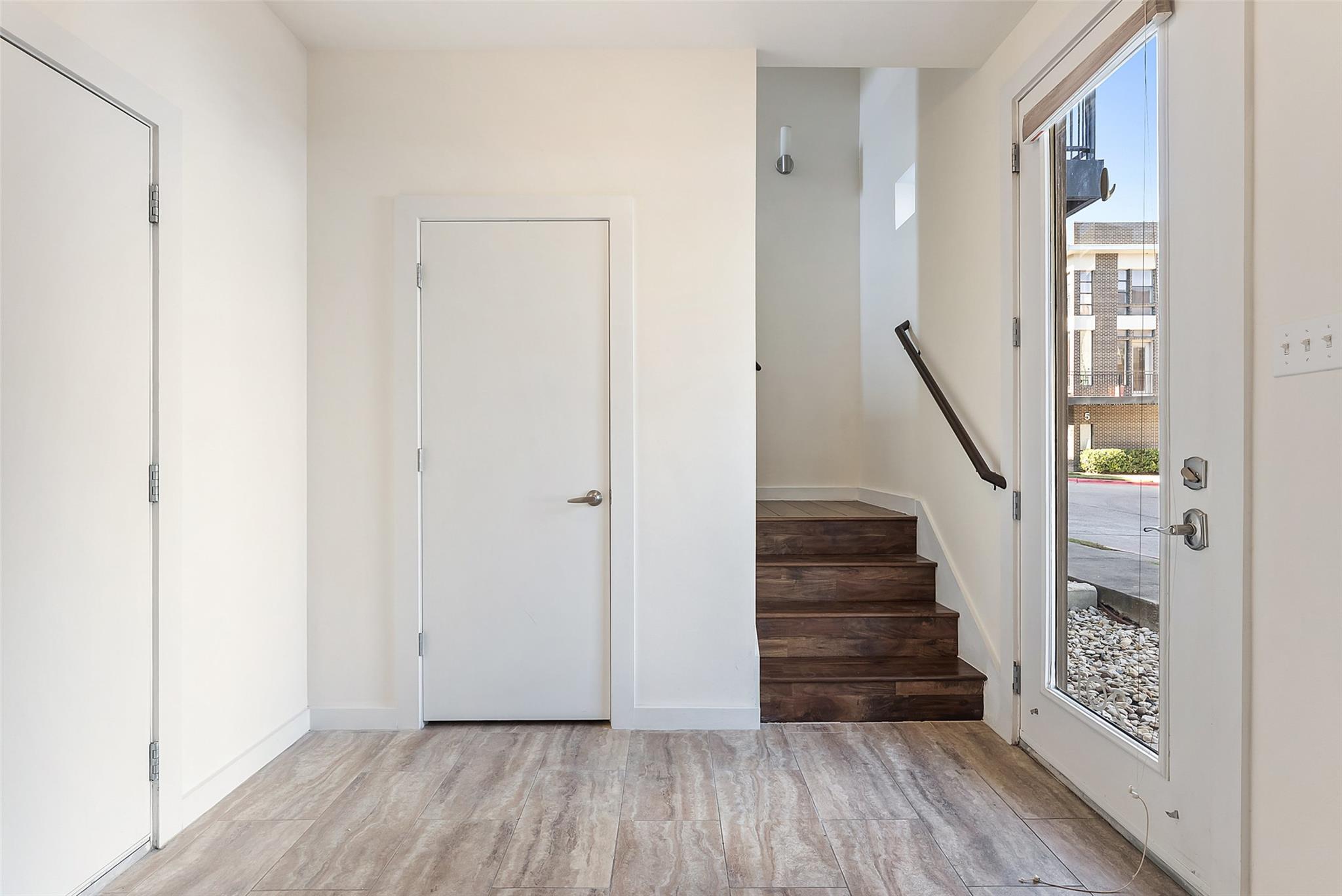 6000 S Congress Ave # 201, Austin, TX 78745