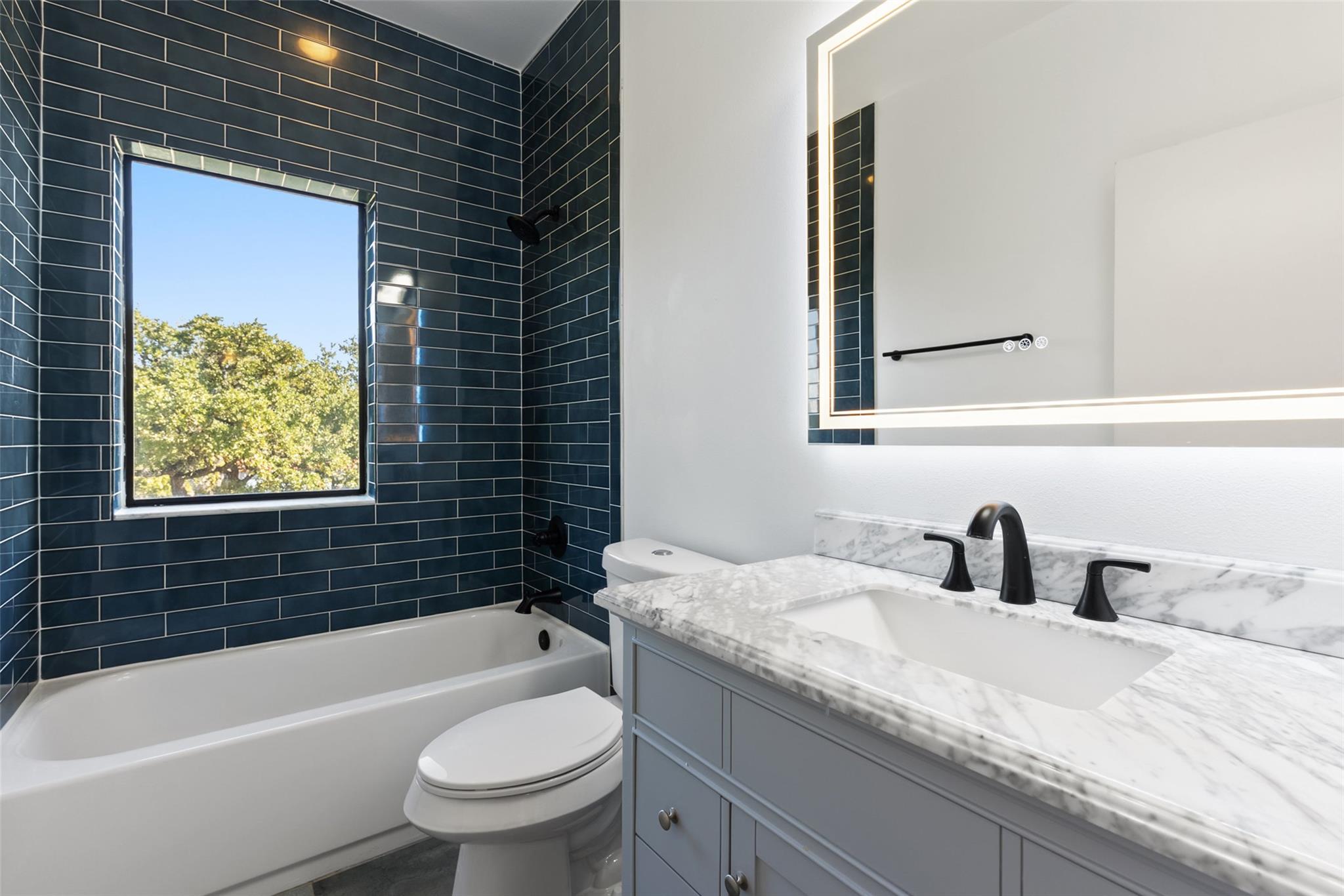 6000 S Congress Ave # 201, Austin, TX 78745