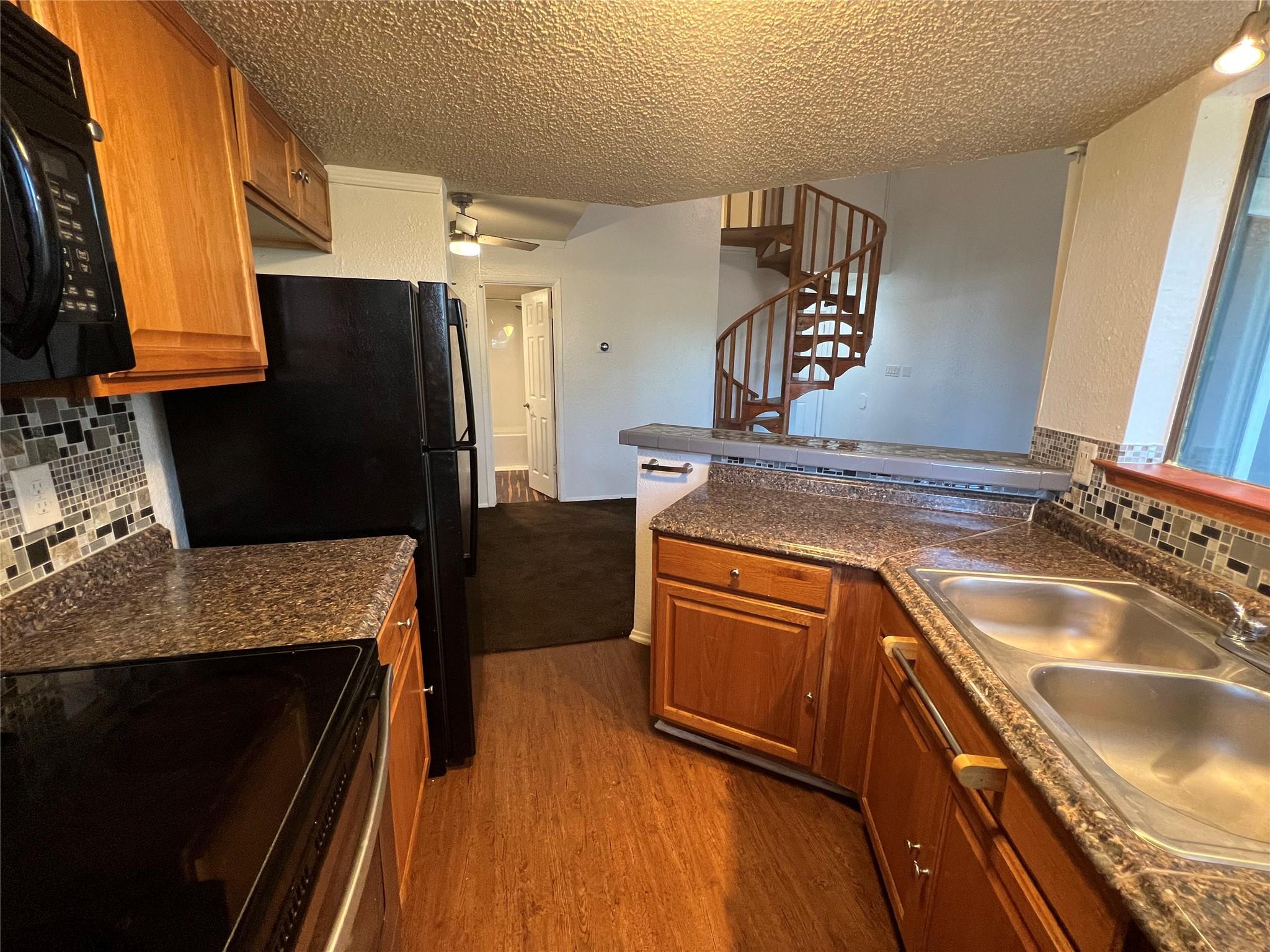 2500 Burleson Rd # 622, Austin, TX 78741