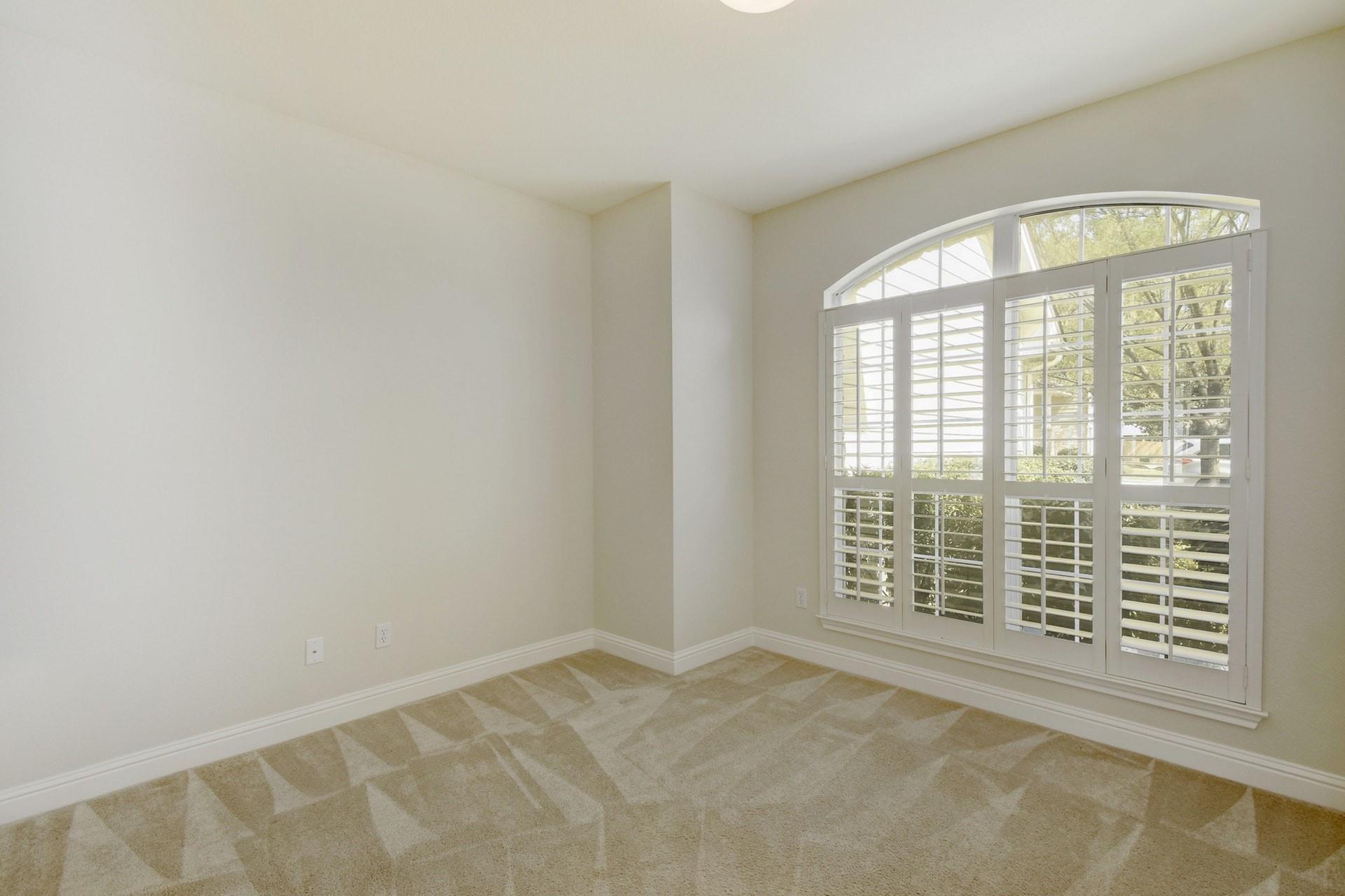 1821 Village Oak Ct, Austin, TX 78704