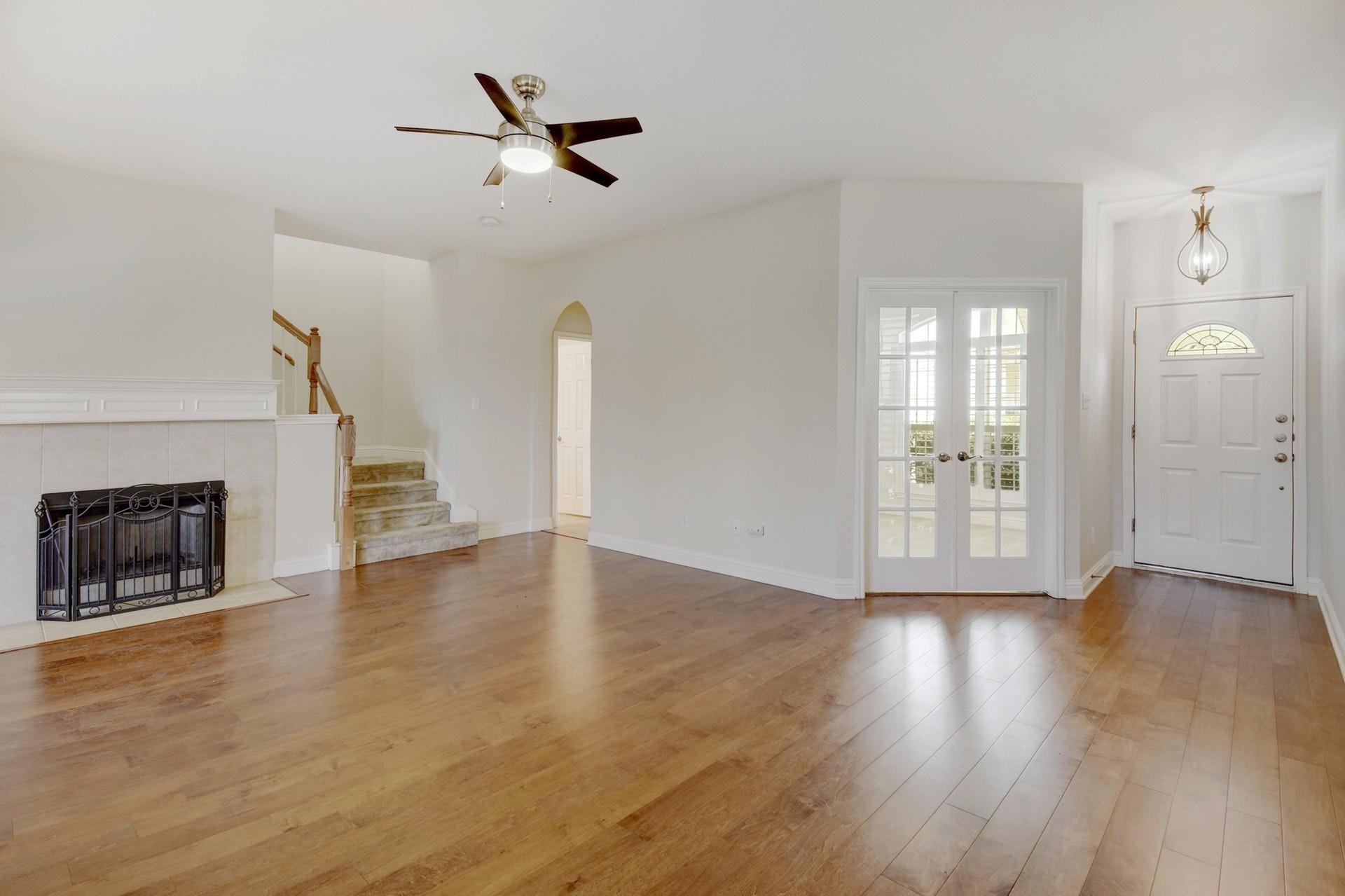 1821 Village Oak Ct, Austin, TX 78704