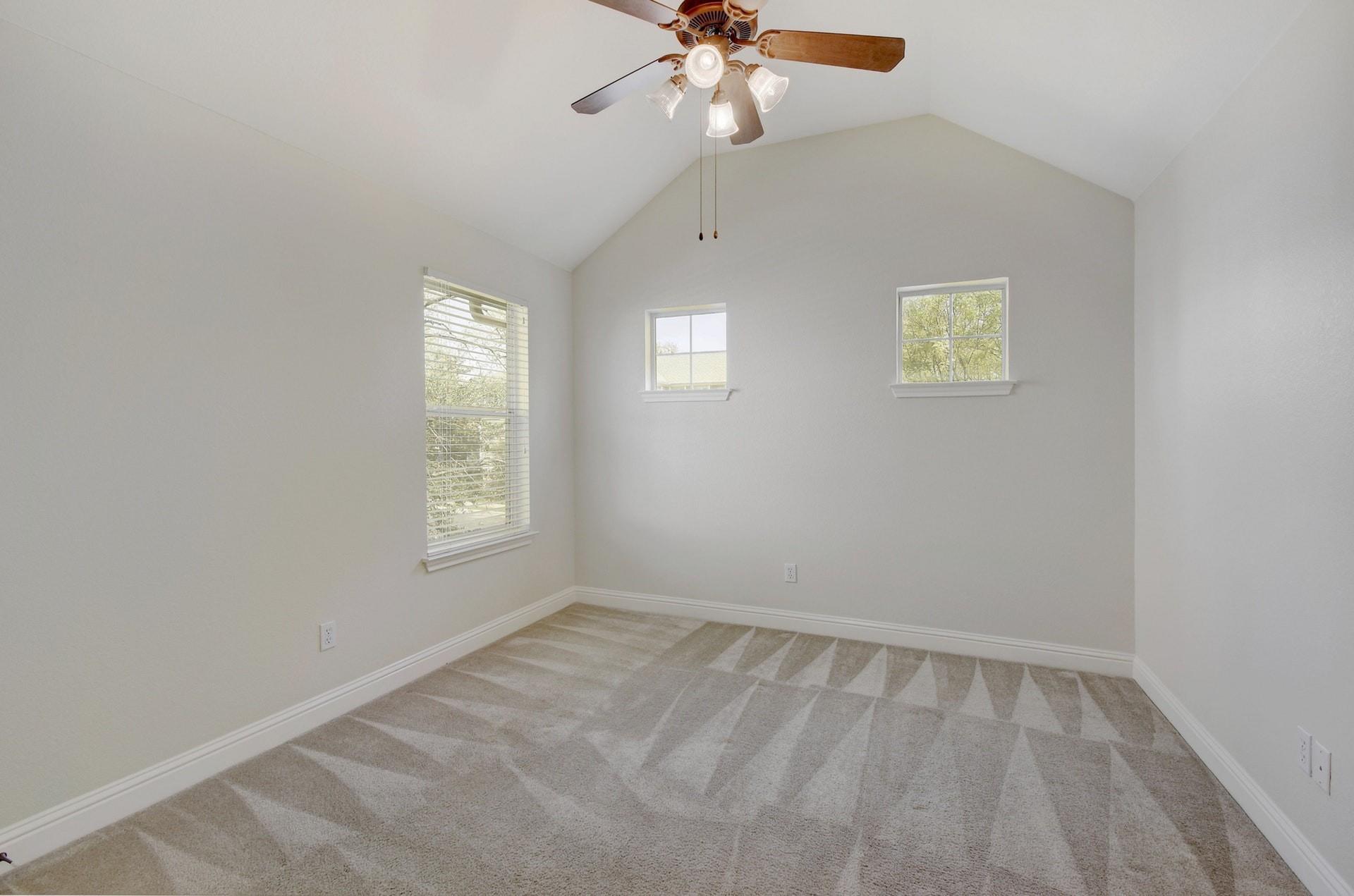 1821 Village Oak Ct, Austin, TX 78704