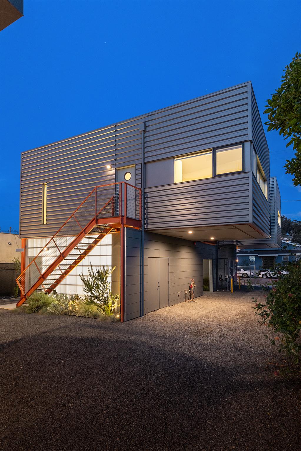 161 N Garden Street, Out of State, CA 93001