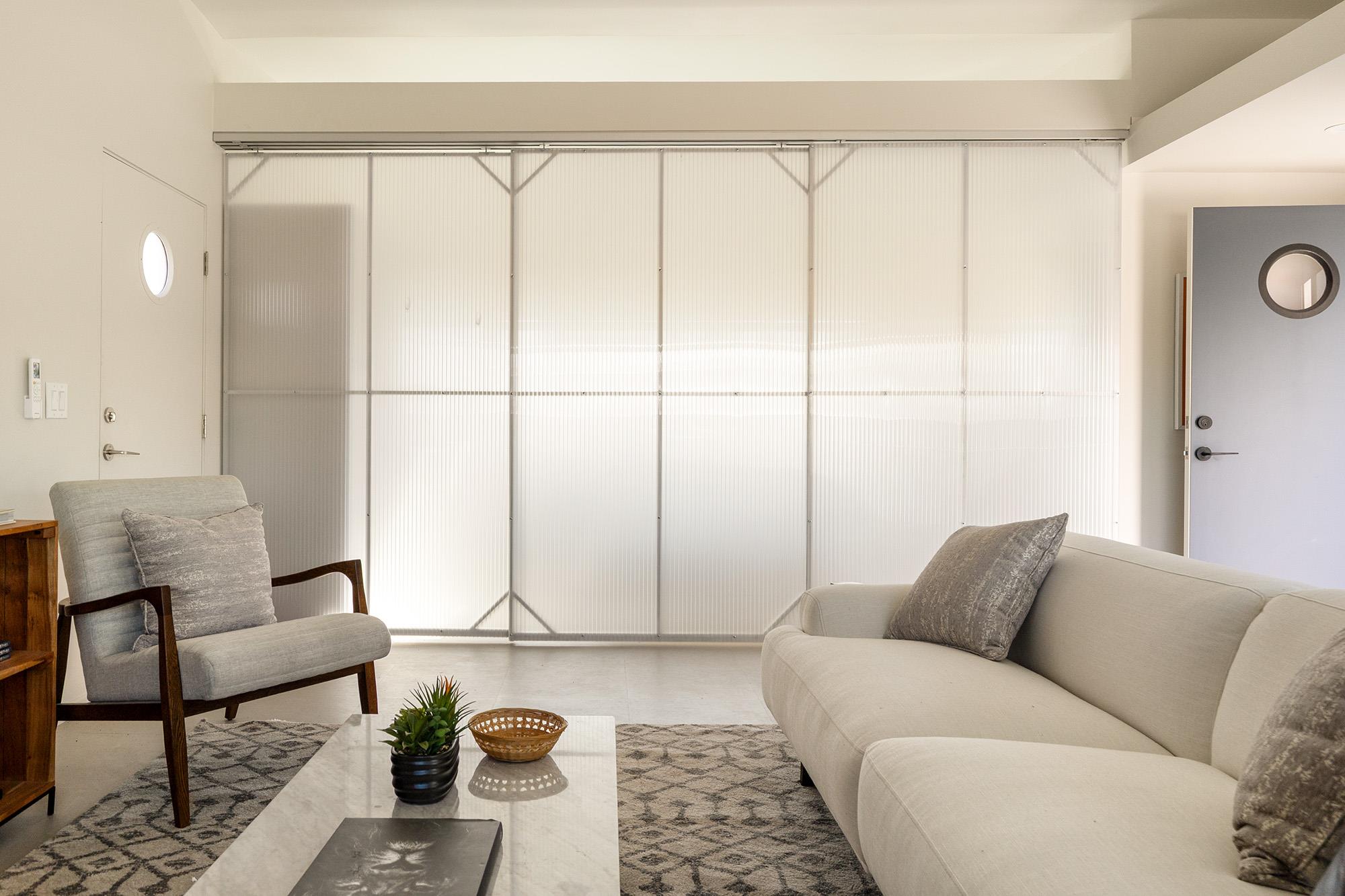 161 N Garden Street, Out of State, CA 93001