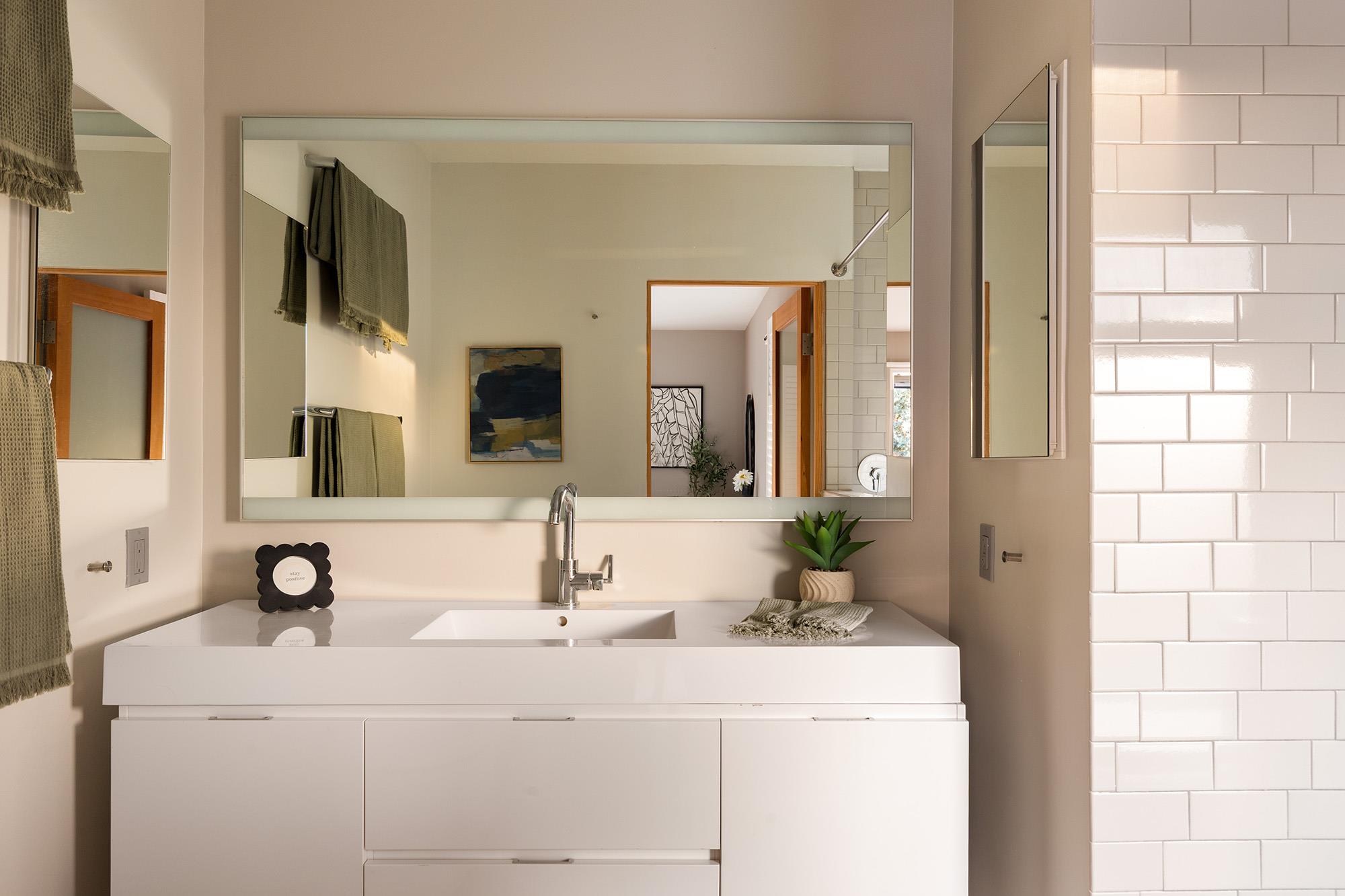 161 N Garden Street, Out of State, CA 93001