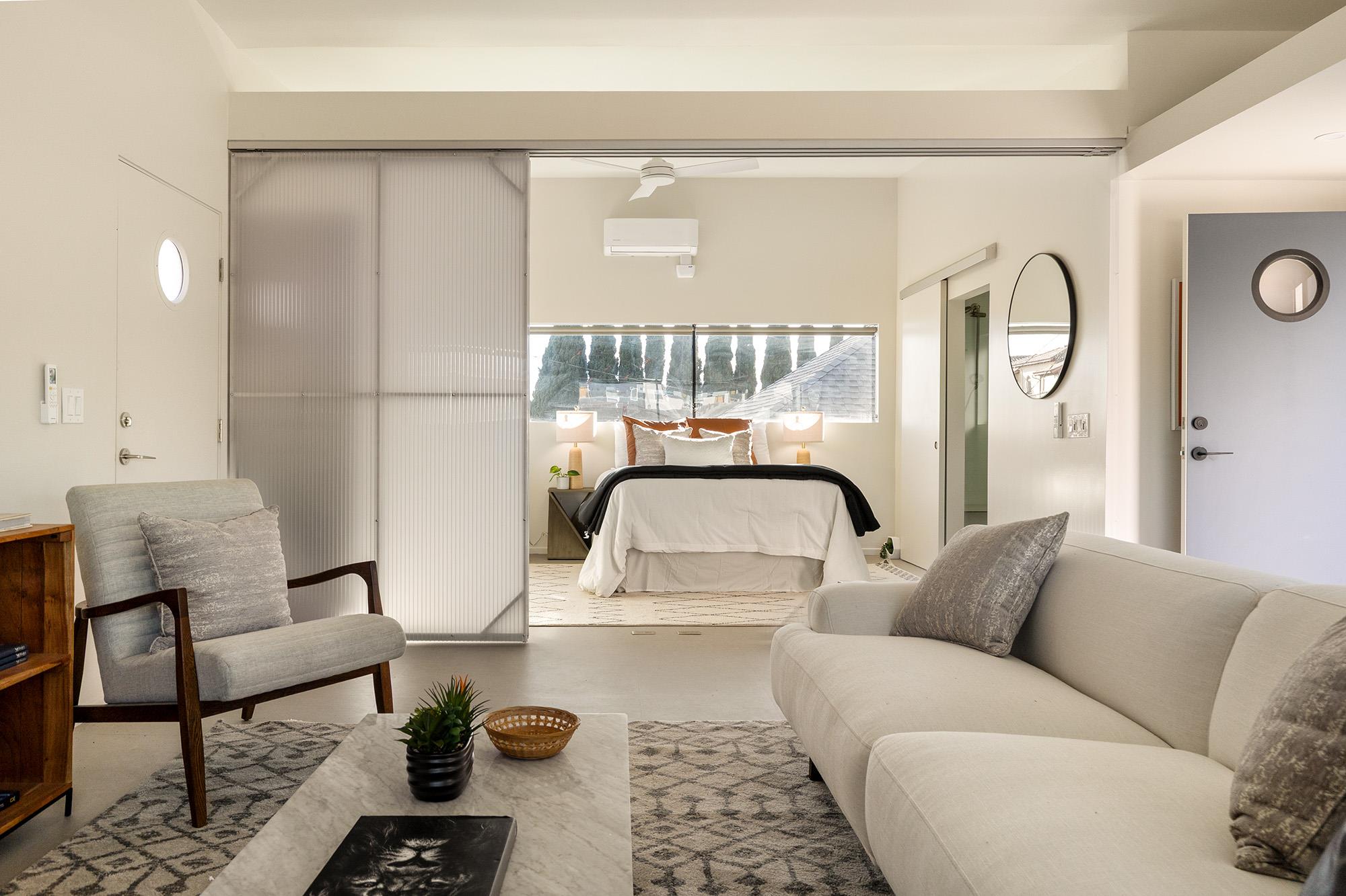 161 N Garden Street, Out of State, CA 93001