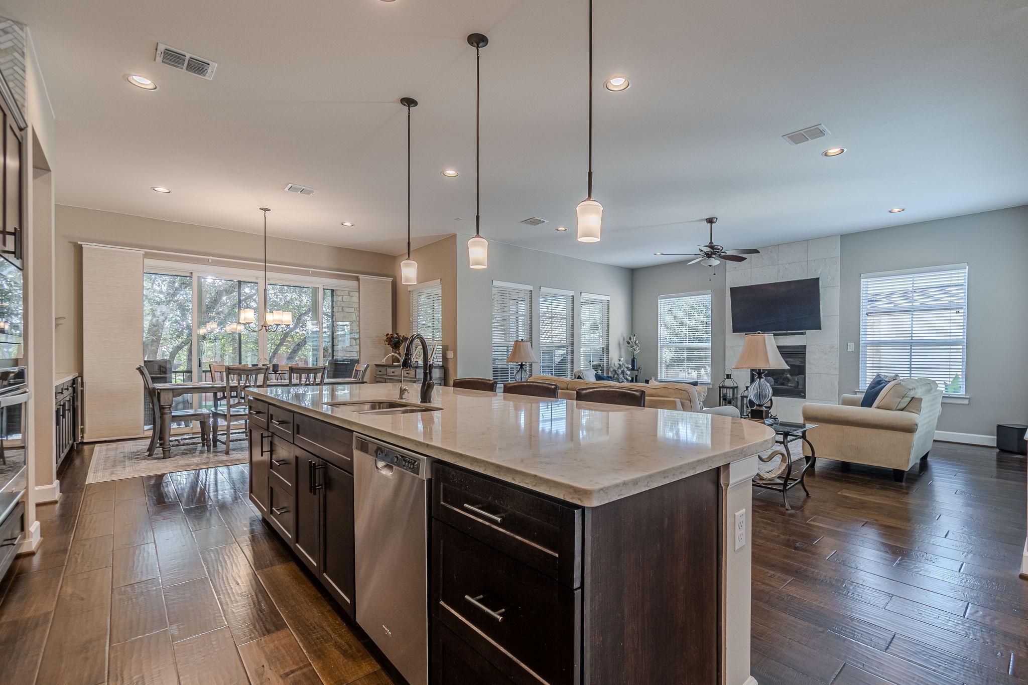 217 Skipping Cedar St, San Marcos, TX 78666