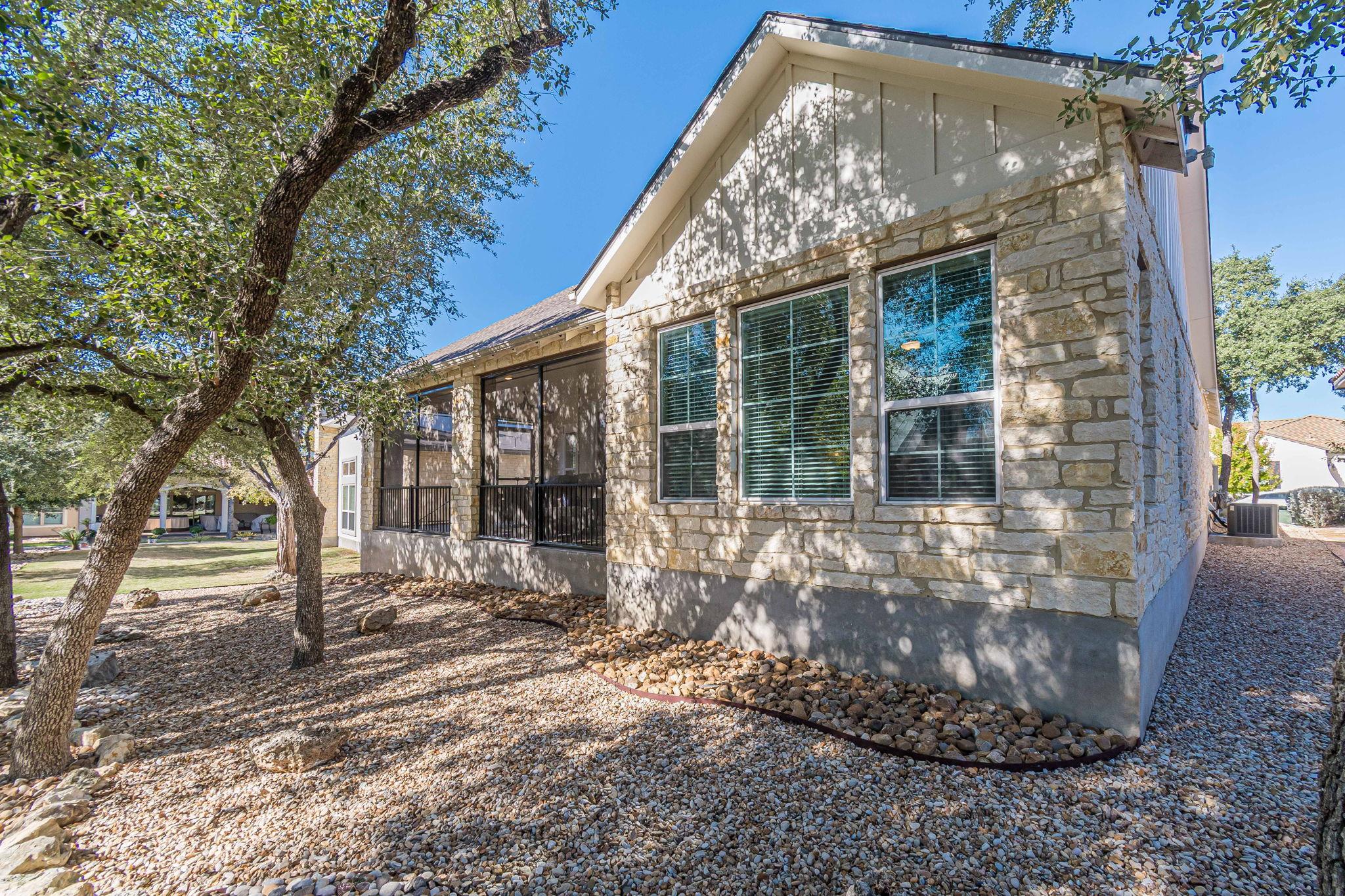 217 Skipping Cedar St, San Marcos, TX 78666