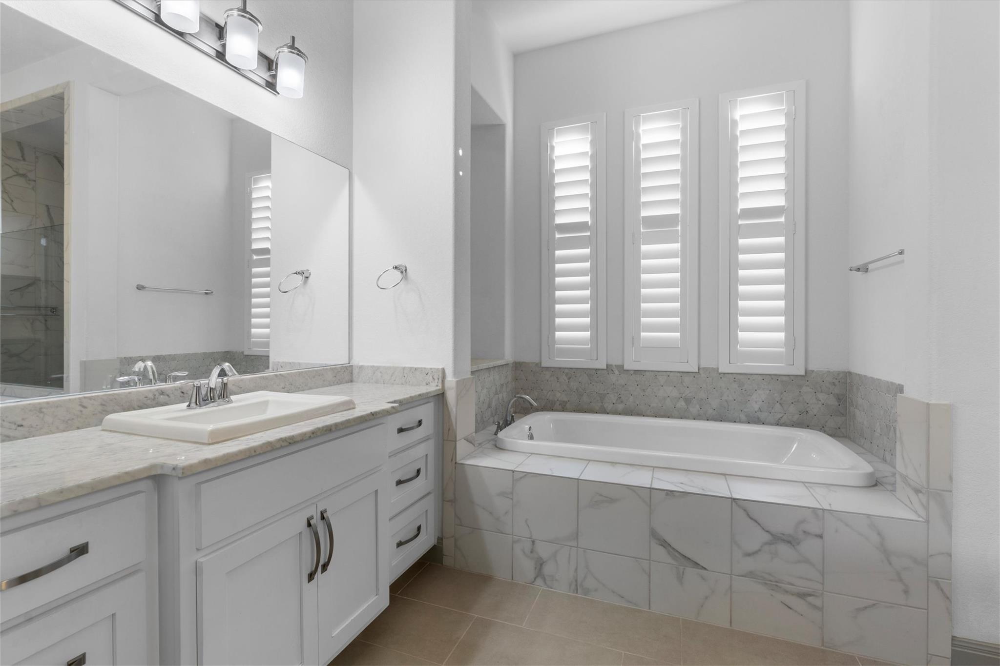 16516 Leopold Trl, Austin, TX 78738