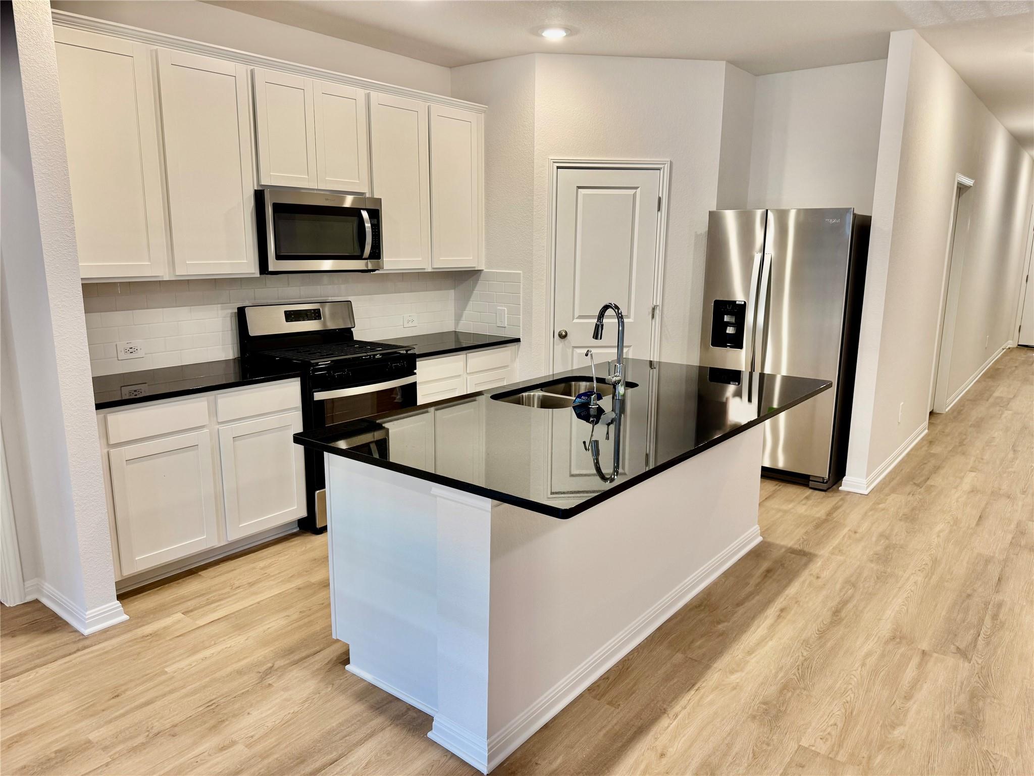 175 Fossil Dr, Kyle, TX 78640