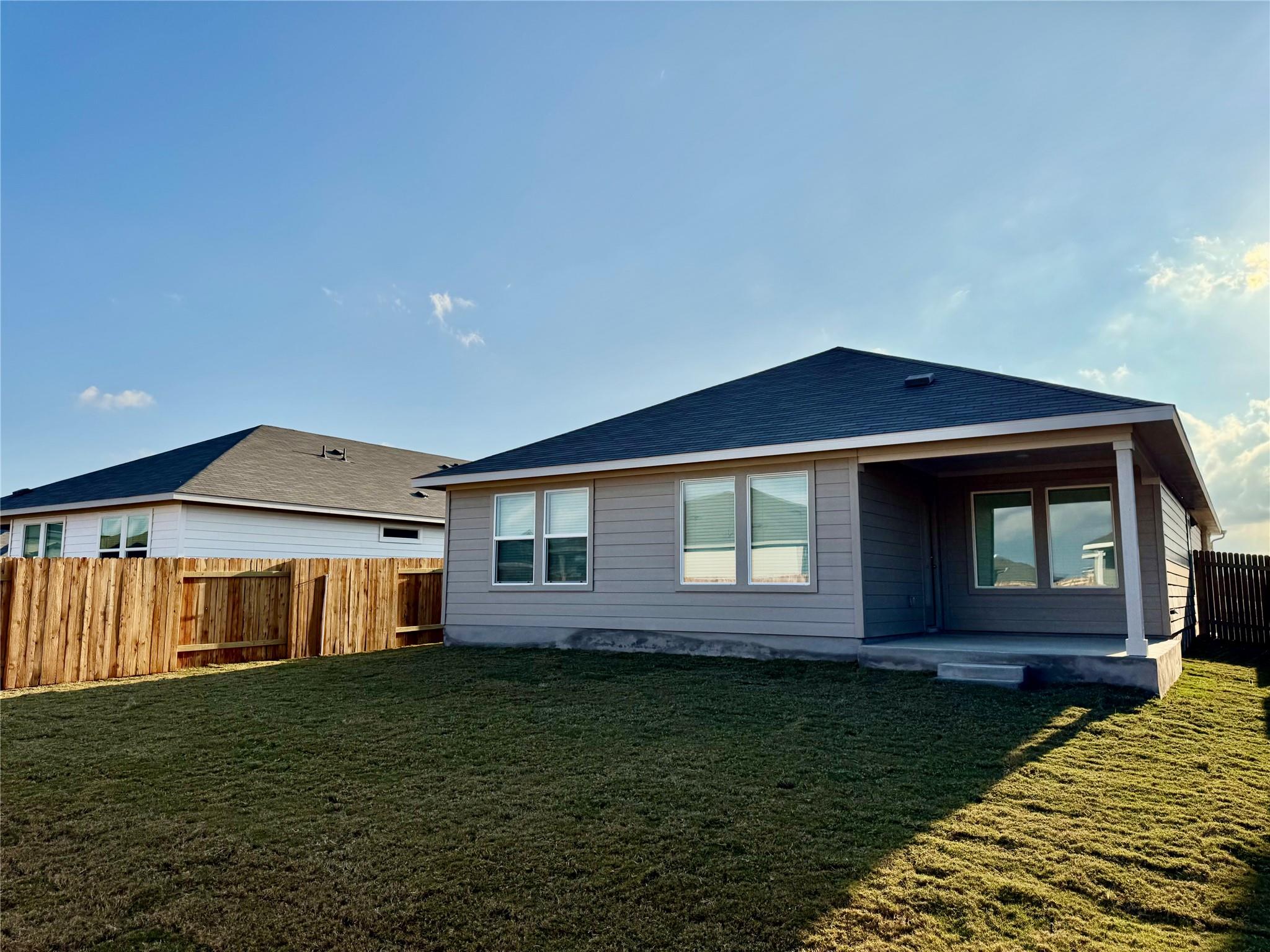 175 Fossil Dr, Kyle, TX 78640