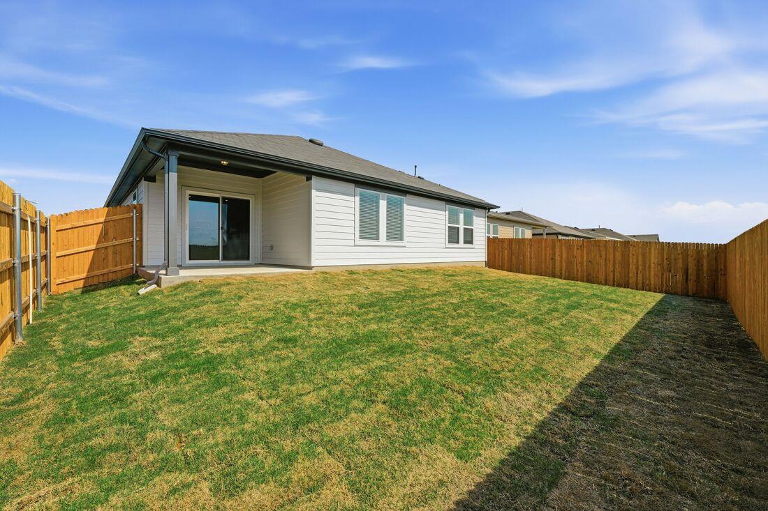 14005 Axel Johanson Dr, Del Valle, TX 78617