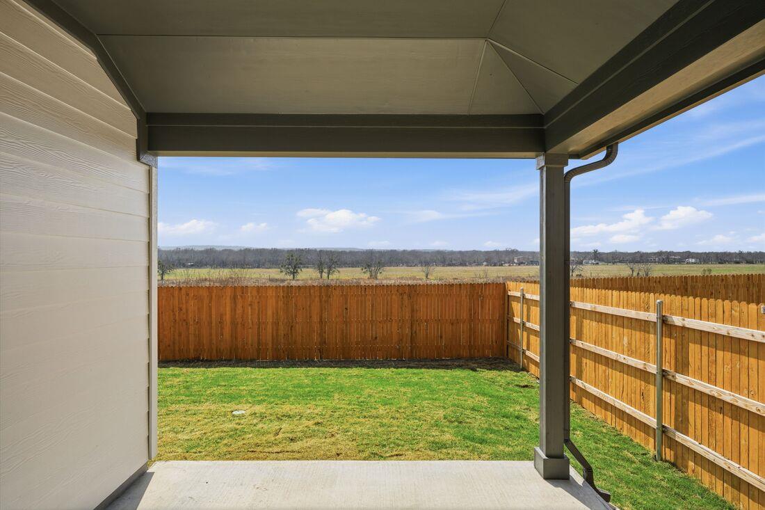 14005 Axel Johanson Dr, Del Valle, TX 78617