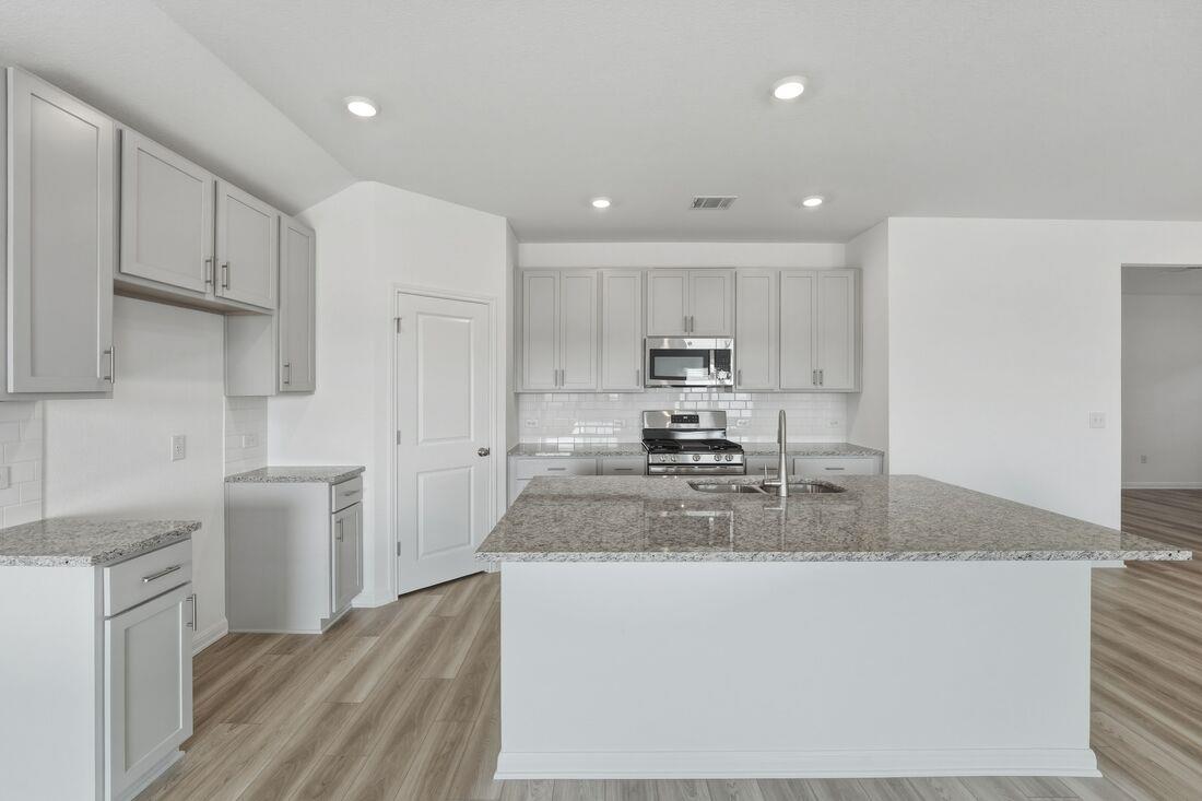 14005 Axel Johanson Dr, Del Valle, TX 78617