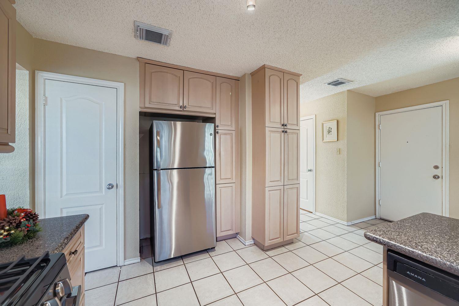 2812 Little Elm Trl, Cedar Park, TX 78613