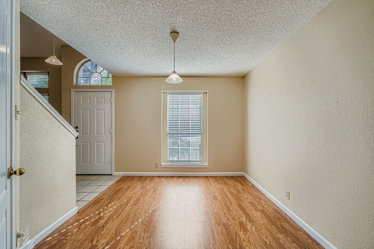 2812 Little Elm Trl, Cedar Park, TX 78613