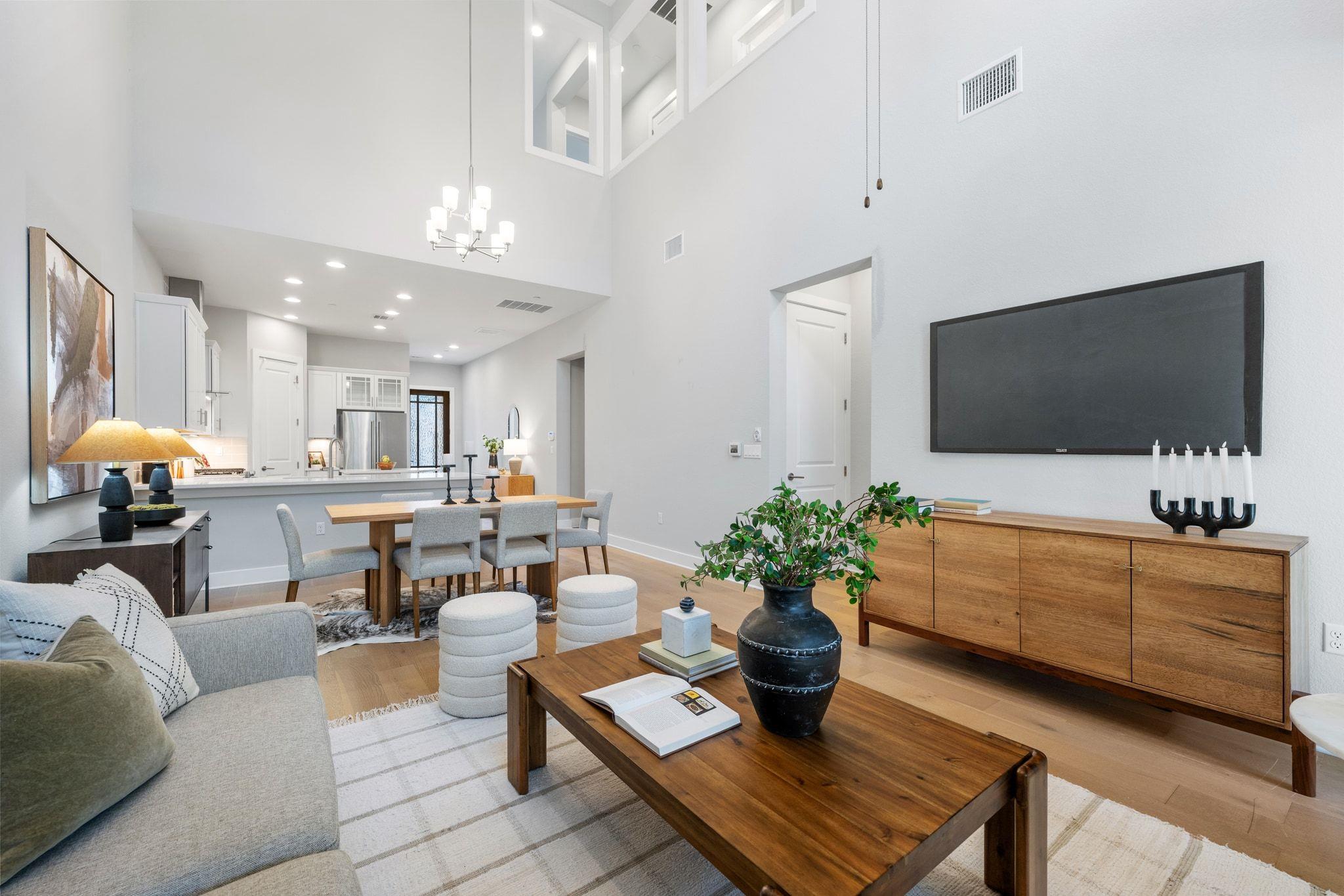 4323 Spicewood Springs Rd # 9, Austin, TX 78759