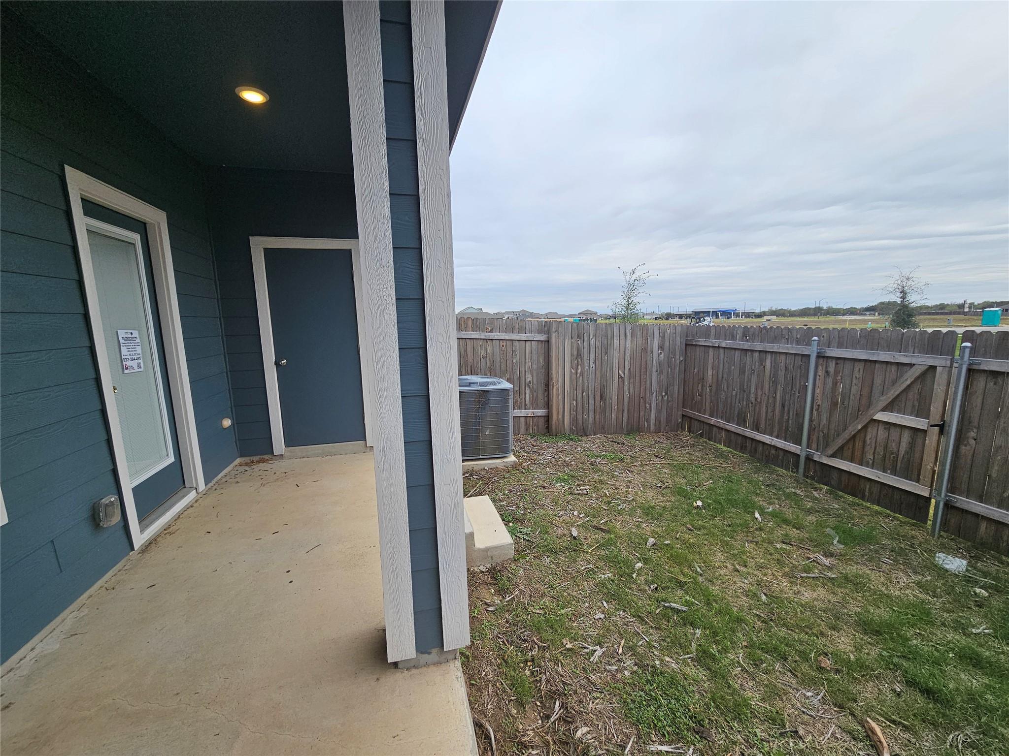 164 Texas Agate Dr Unit Dr # 4, Kyle, TX 78640