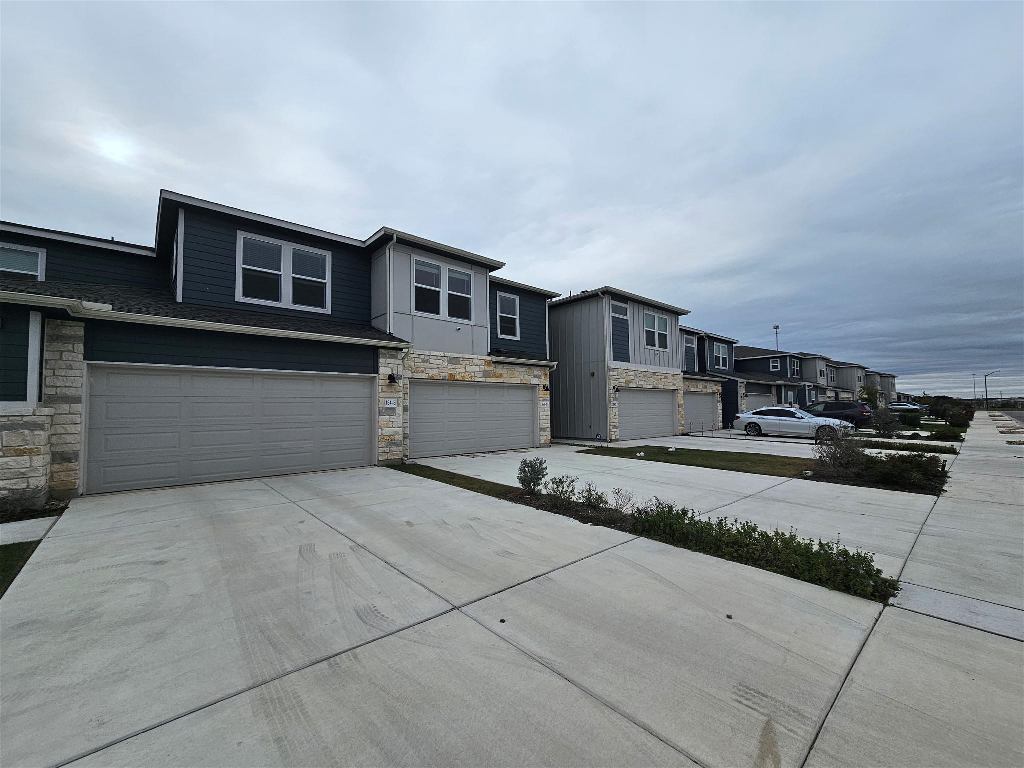 164 Texas Agate Dr Unit Dr # 4, Kyle, TX 78640