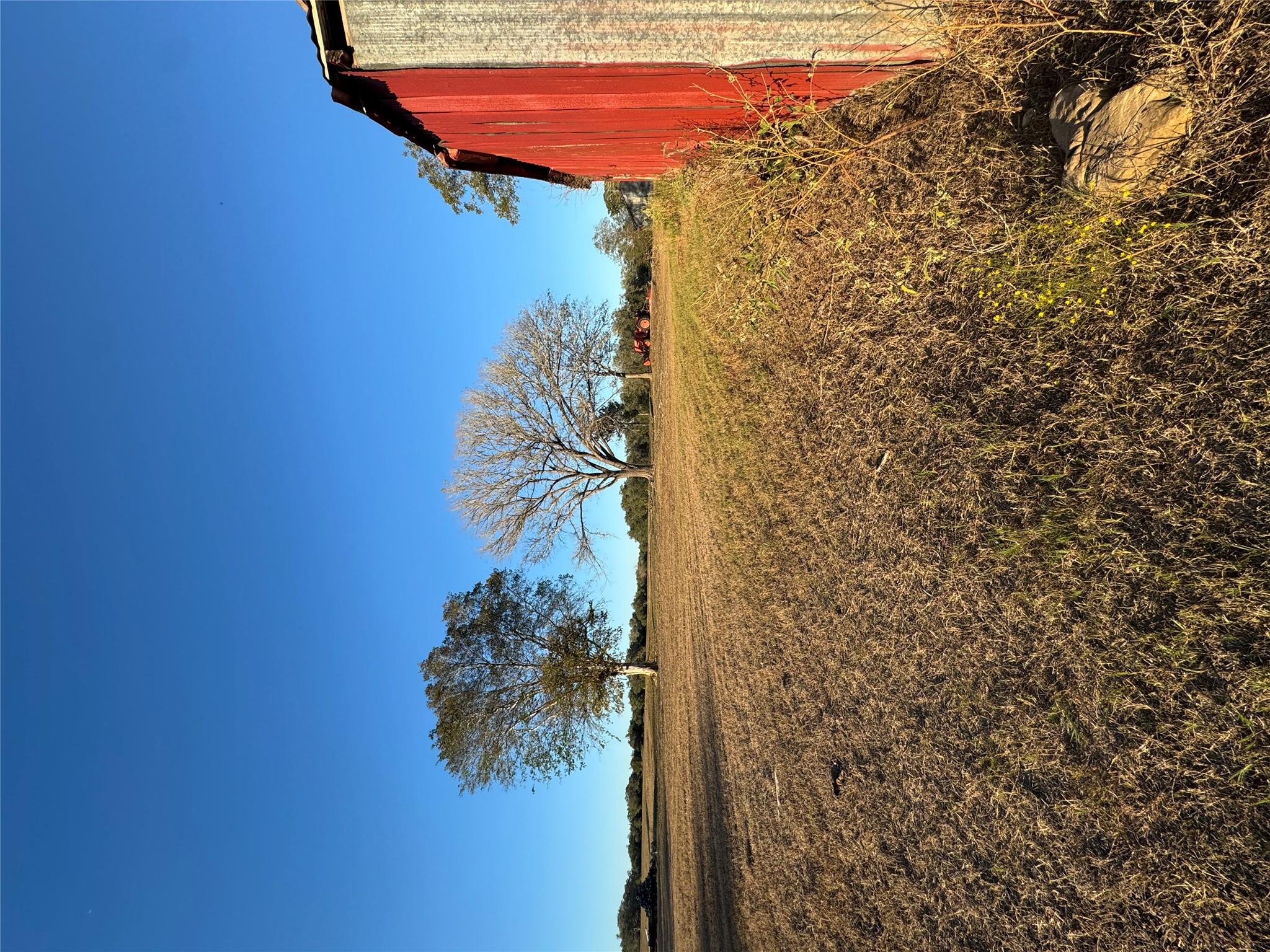 2636 E FM 532, Schulenburg, TX 78956