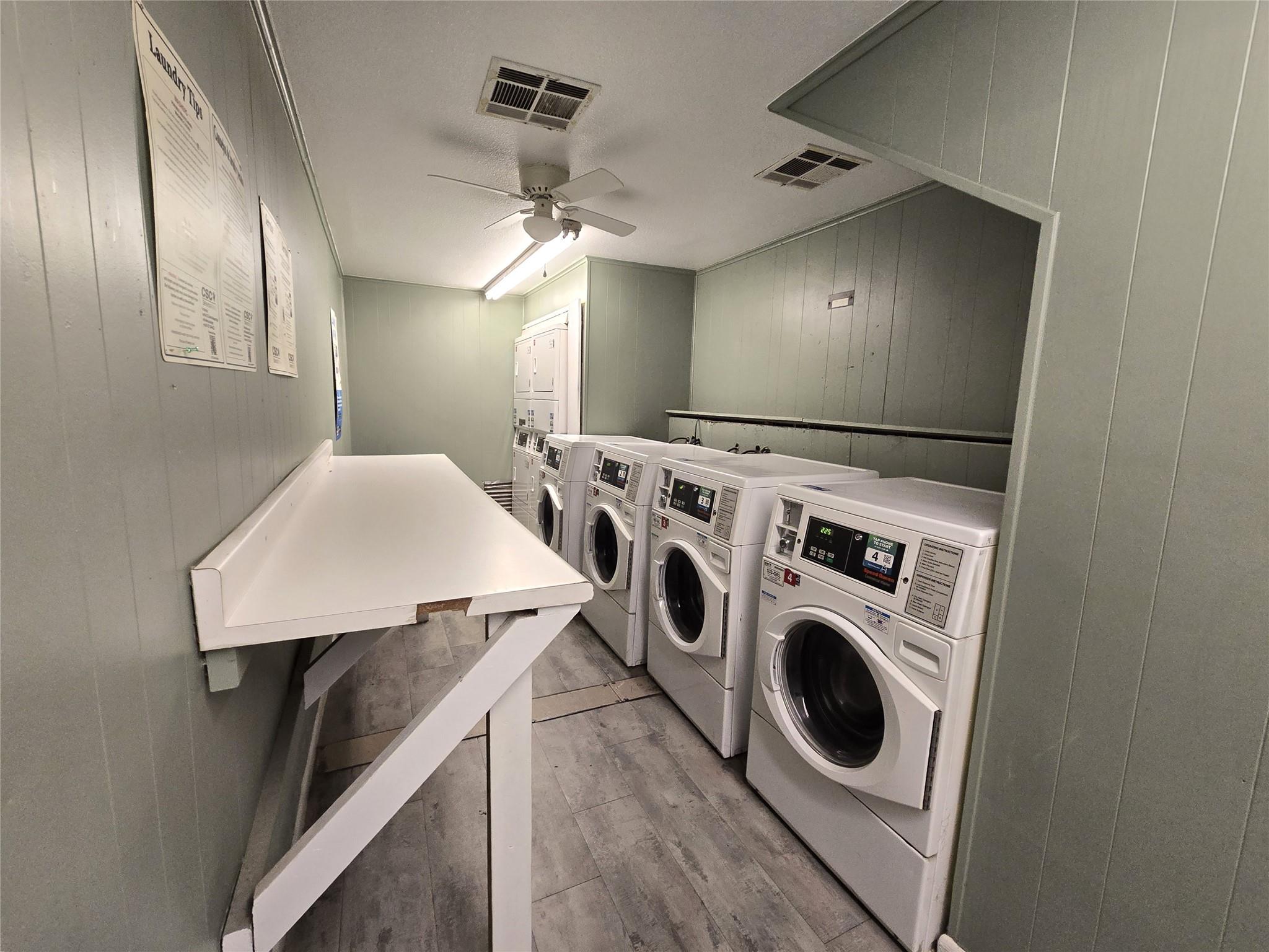 2600 Penny Ln # 212, Austin, TX 78757