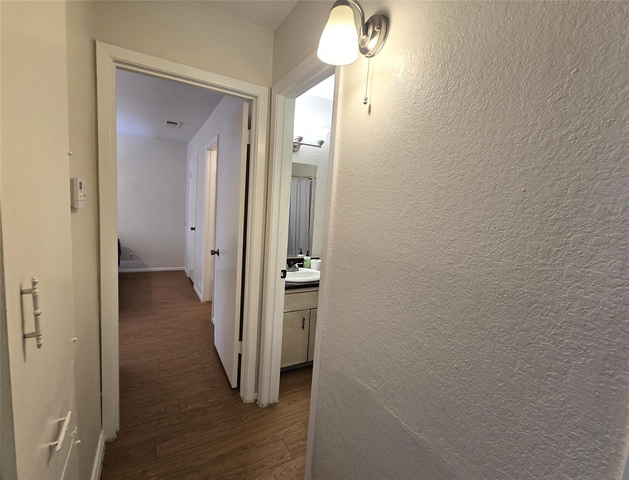 2600 Penny Ln # 212, Austin, TX 78757