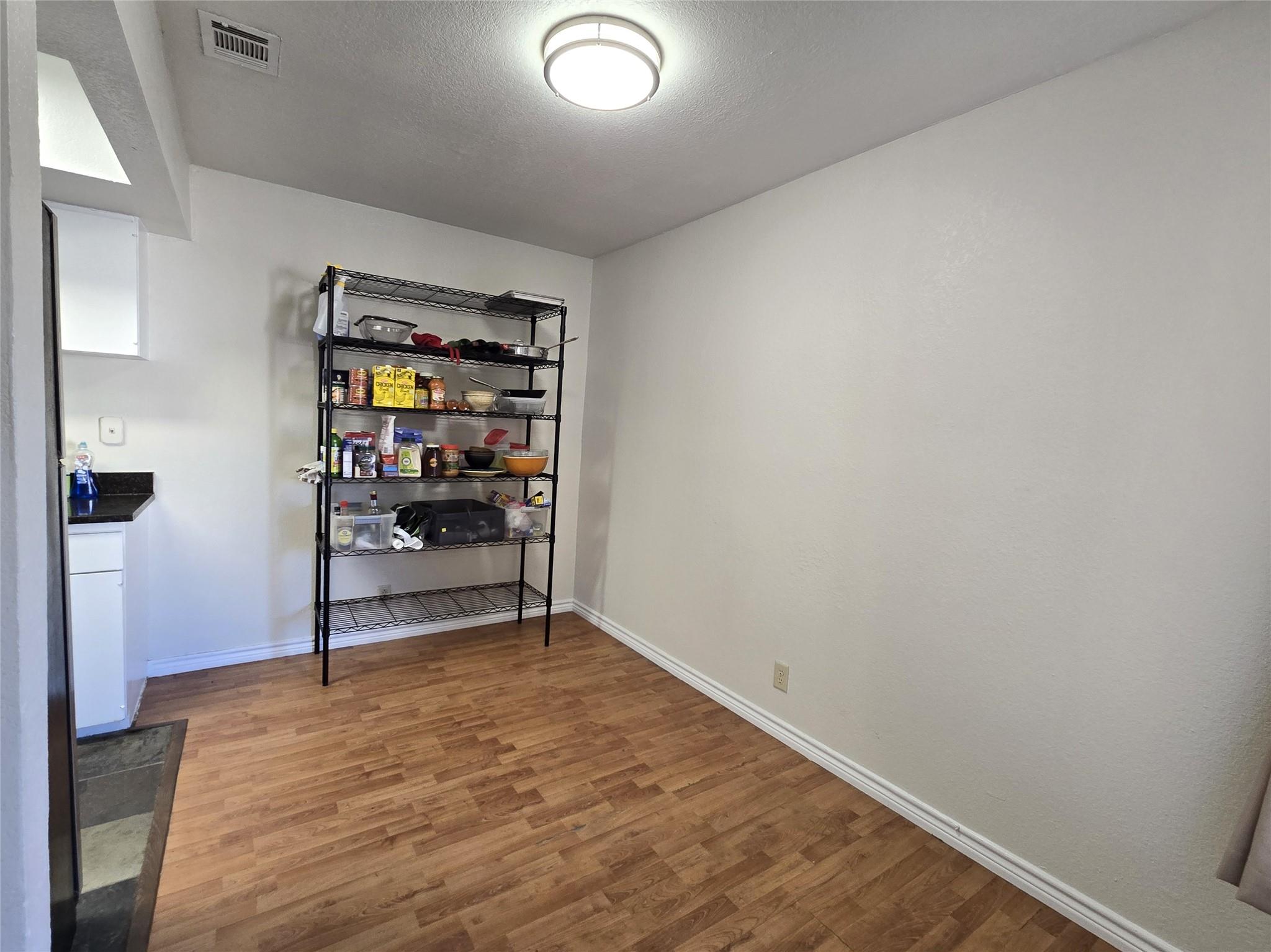 2600 Penny Ln # 212, Austin, TX 78757