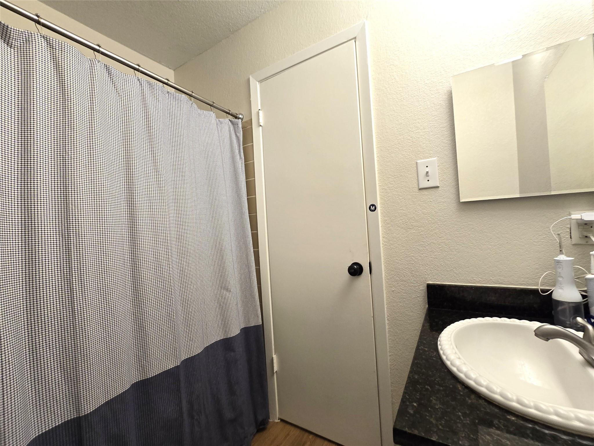 2600 Penny Ln # 212, Austin, TX 78757