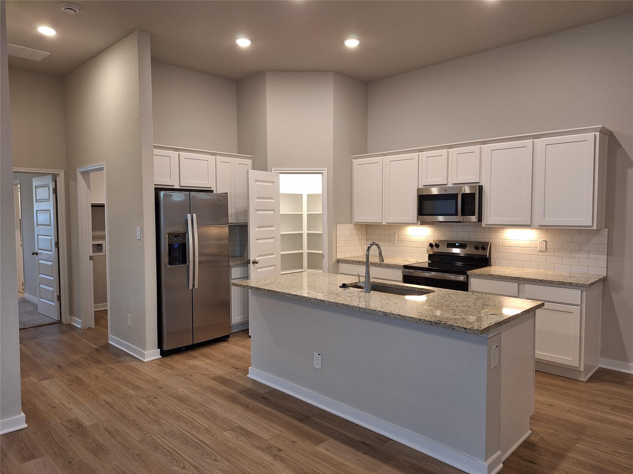 758 Staglin St # A, Buda, TX 78610