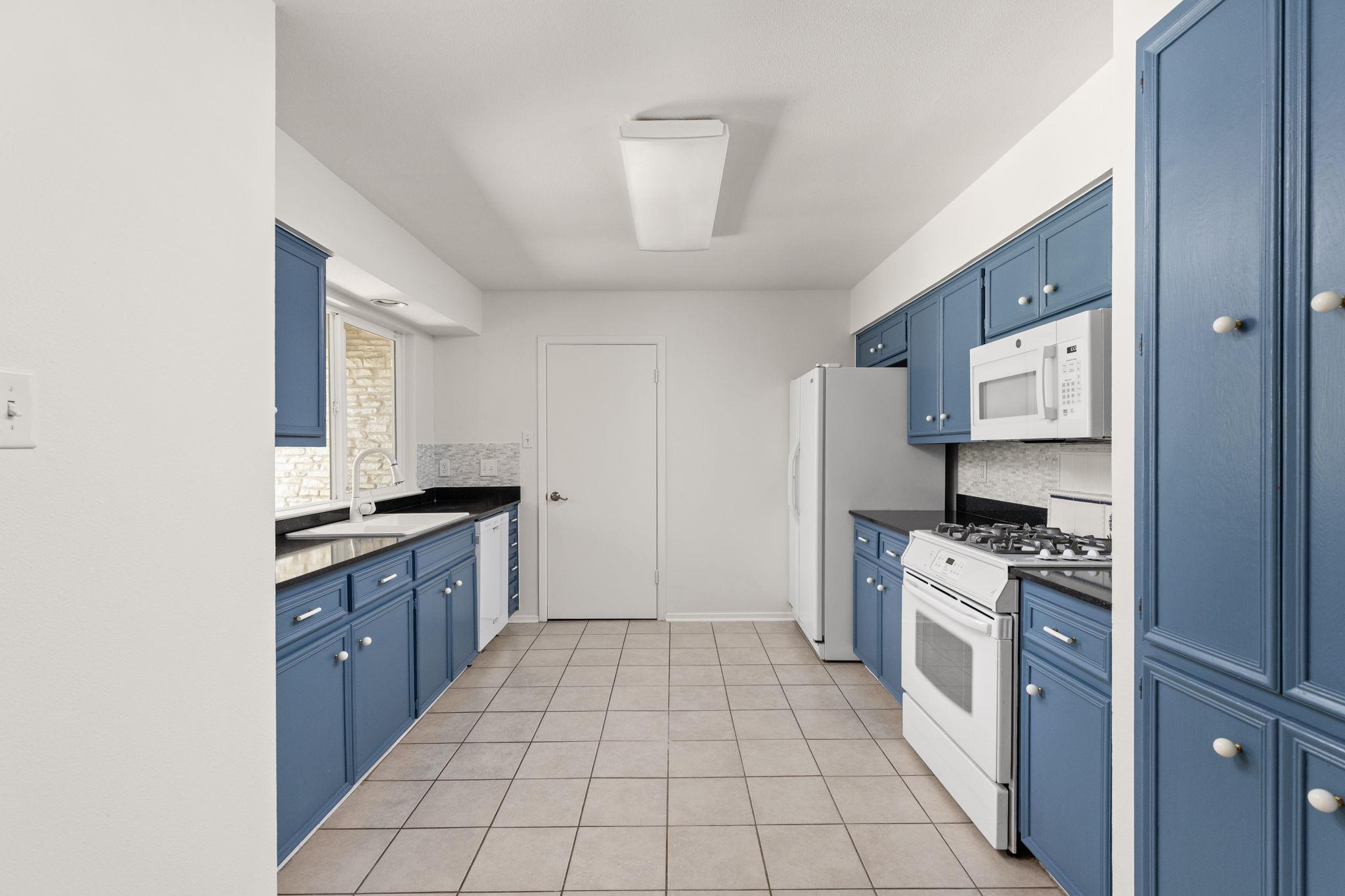 8151 Meandering Way, Austin, TX 78759