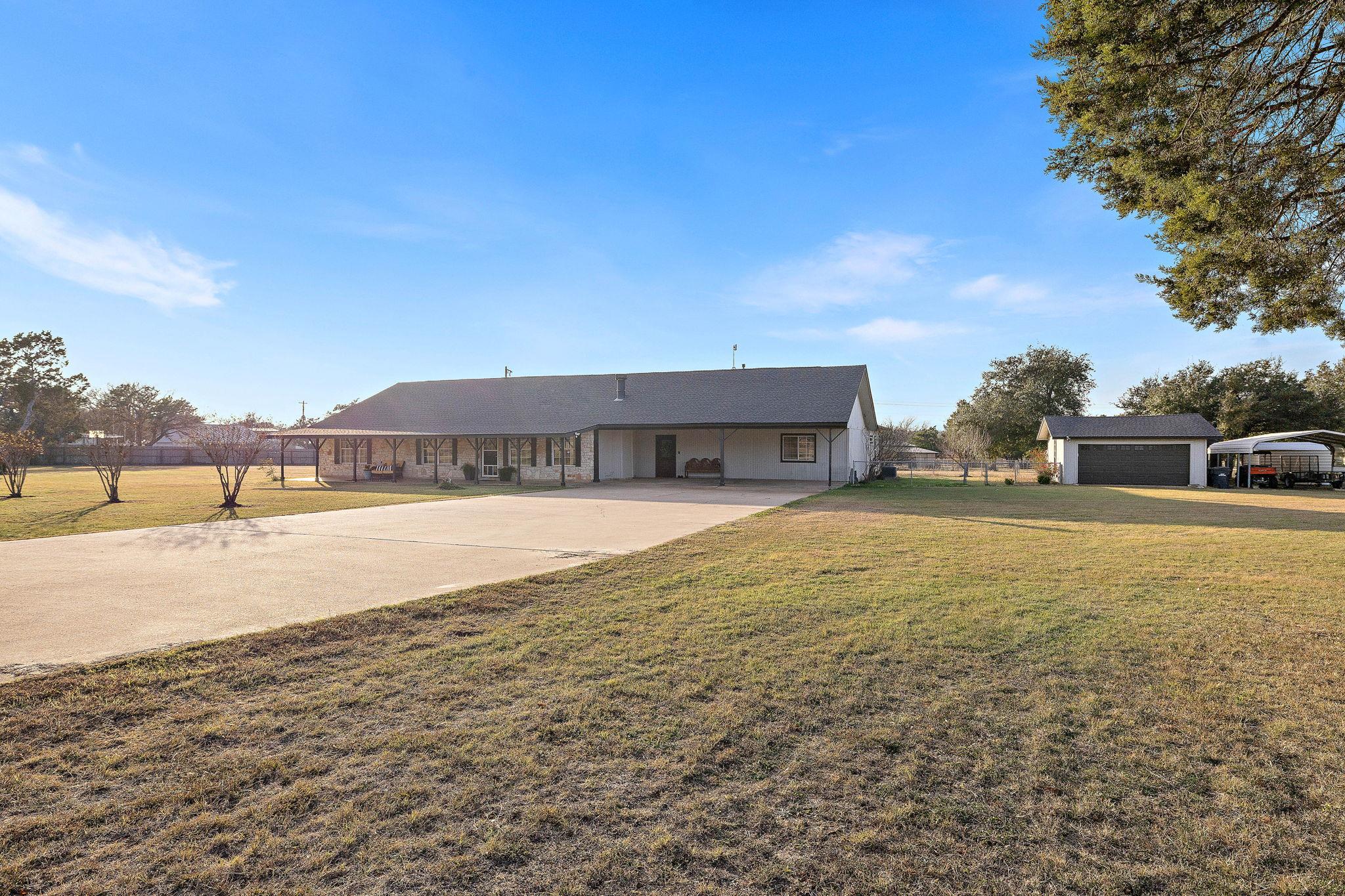 300 County Road 290, Leander, TX 78641
