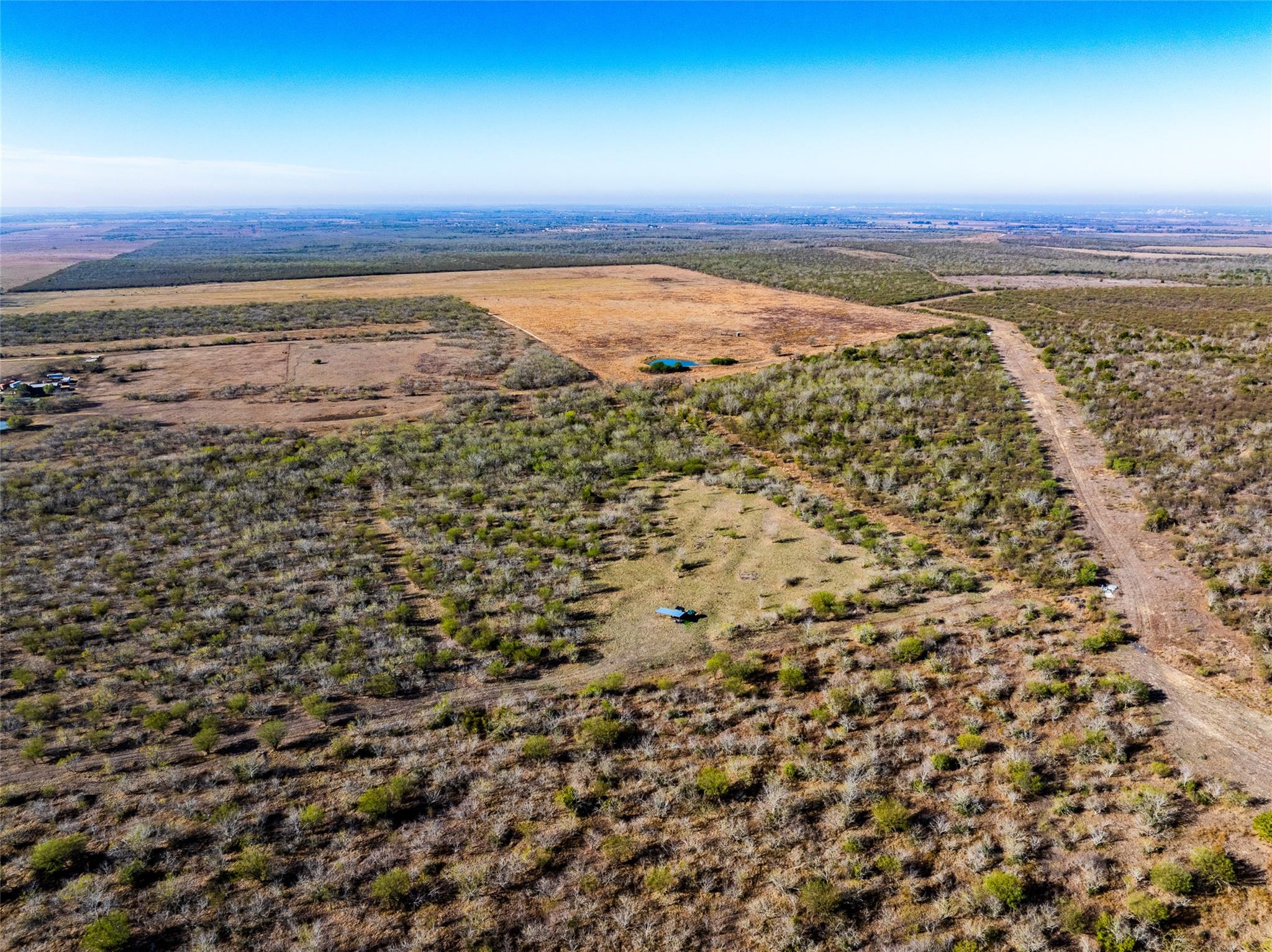000 Pleasant Hill Rd, Lockhart, TX 78644