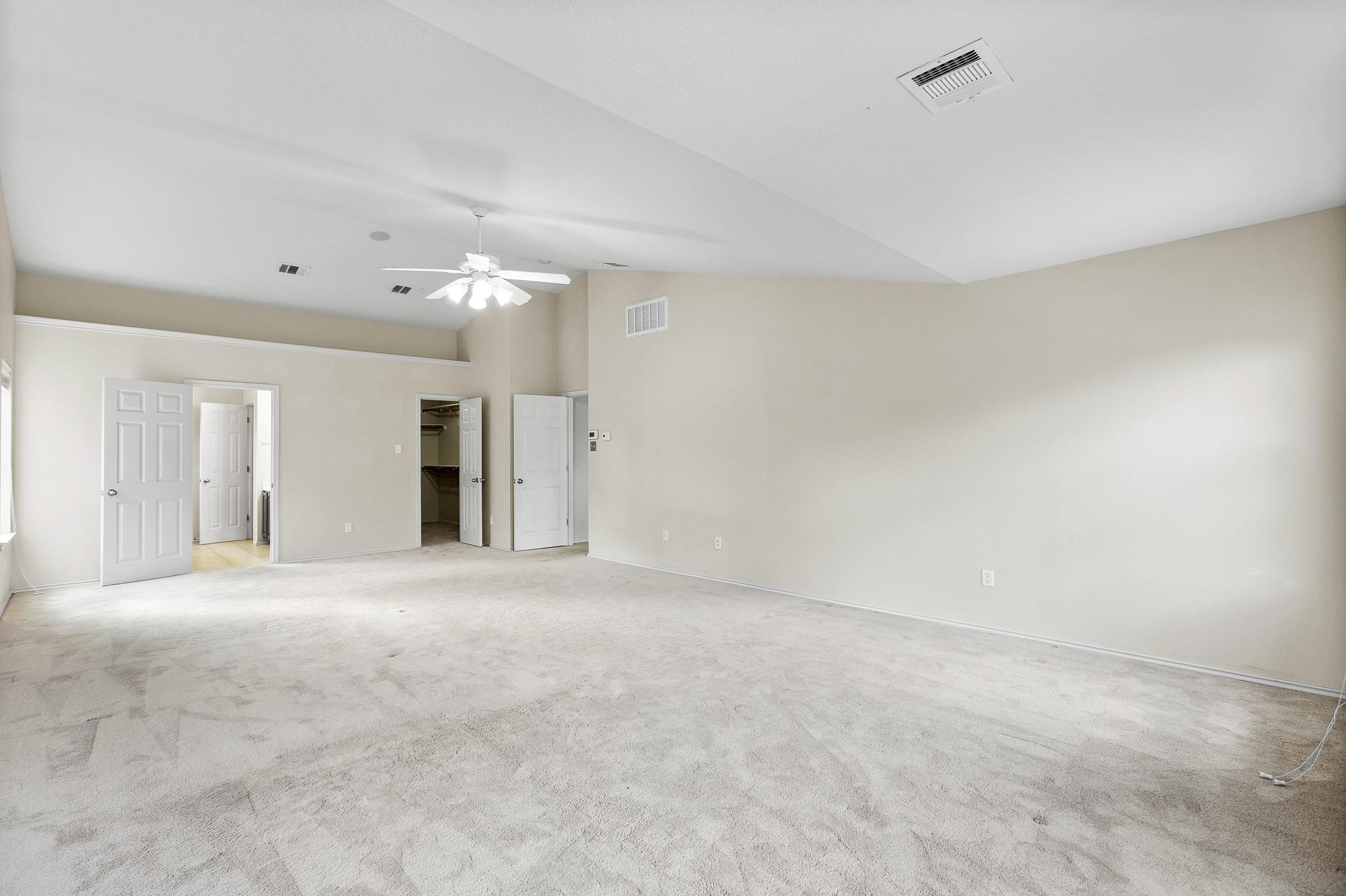 125 Hometown Pkwy, Kyle, TX 78640