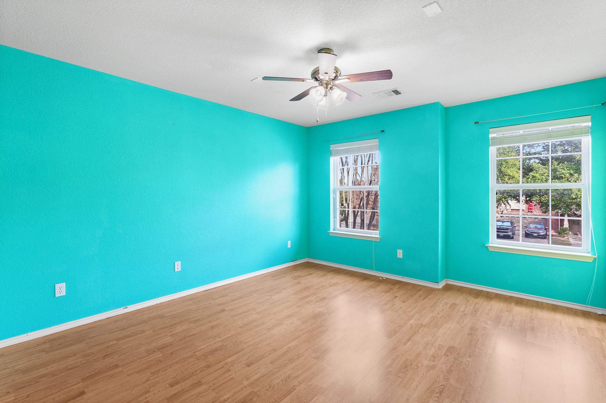 125 Hometown Pkwy, Kyle, TX 78640