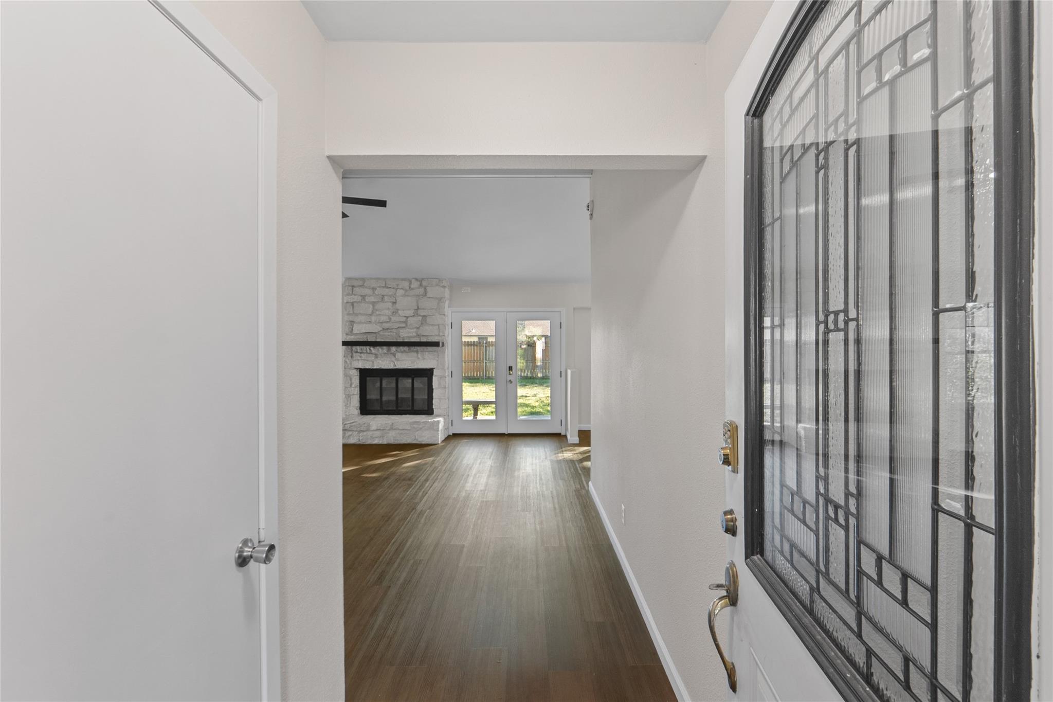 903 E Logan St E, Round Rock, TX 78664