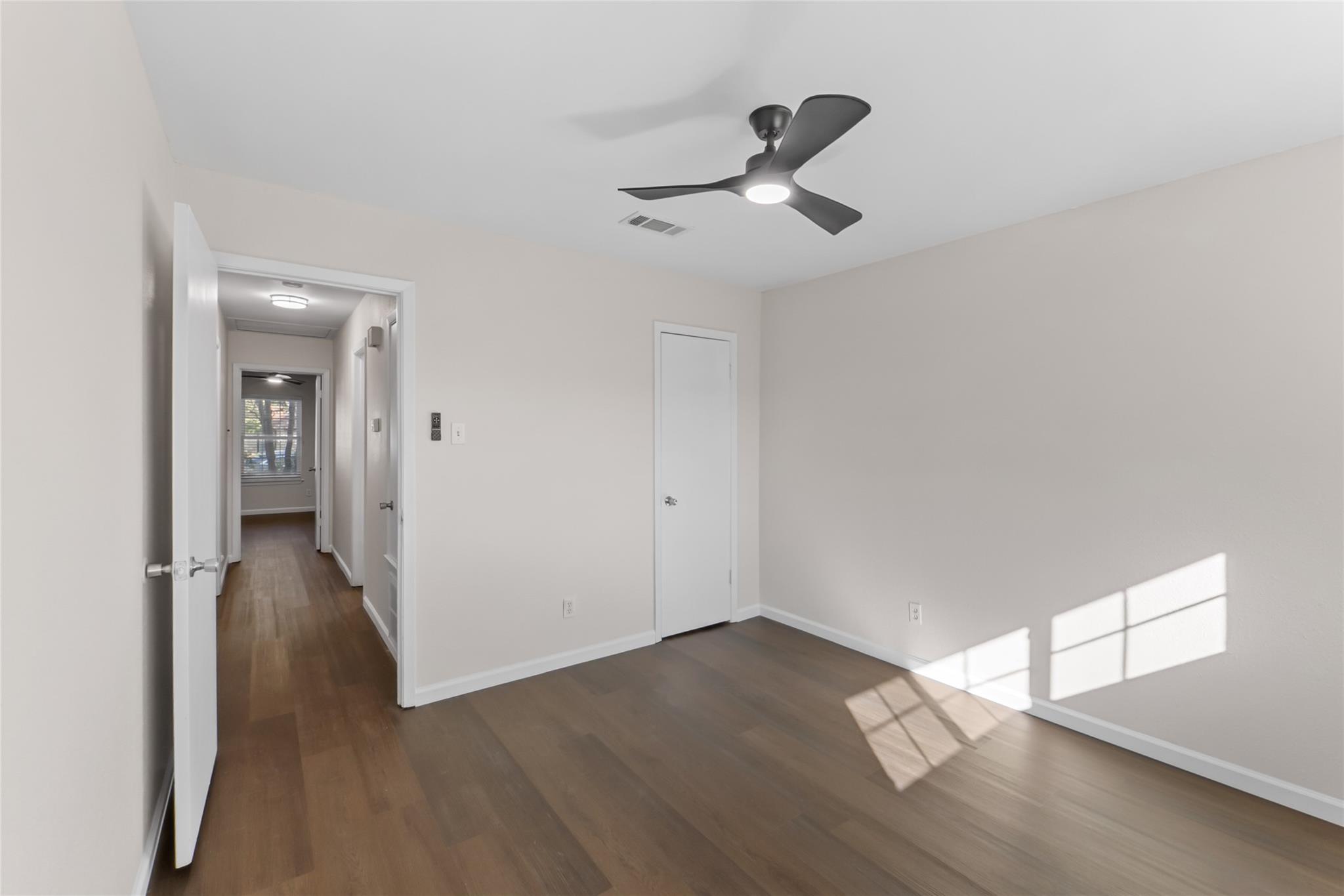 903 E Logan St E, Round Rock, TX 78664