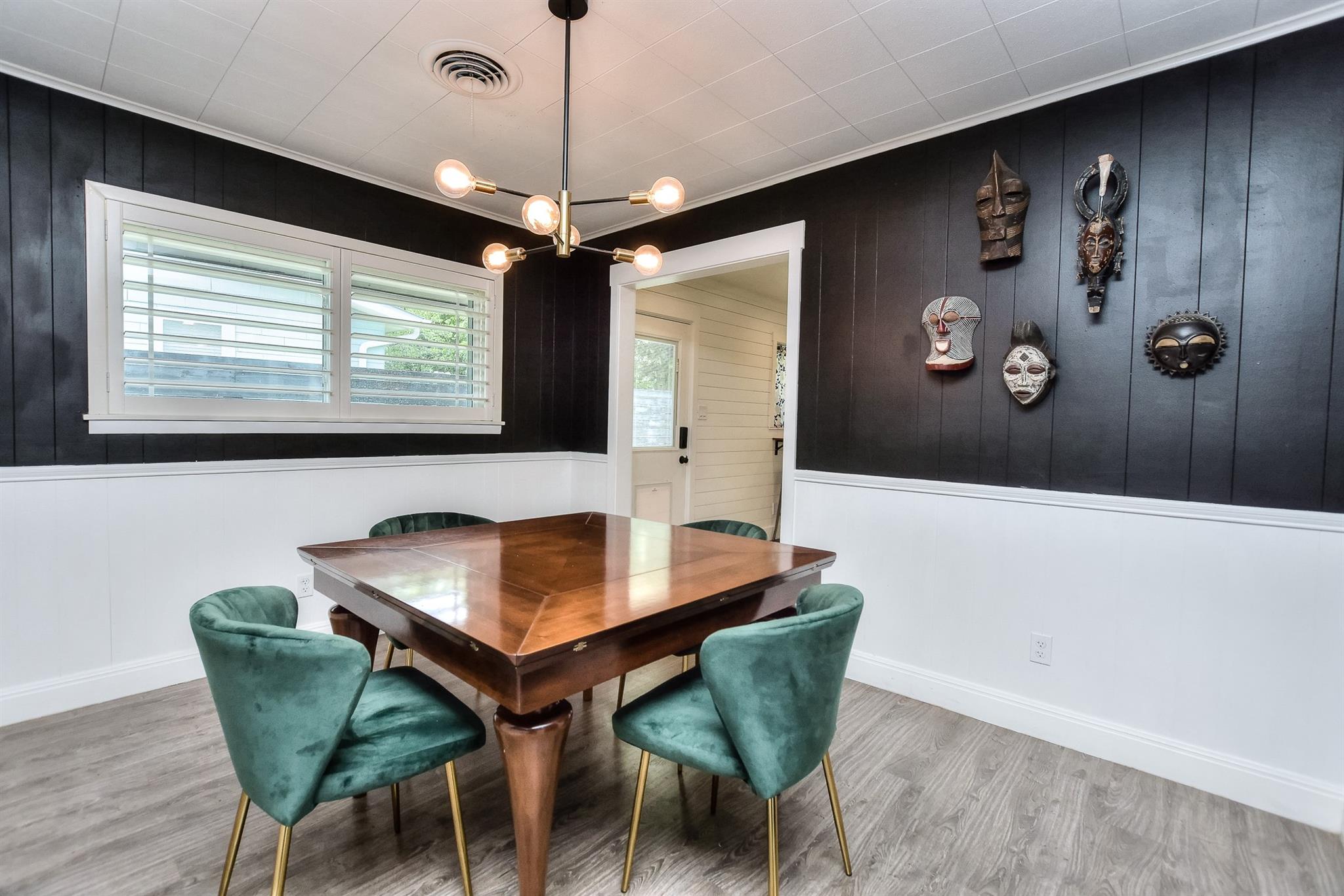 1407 E 19th St, Georgetown, TX 78626